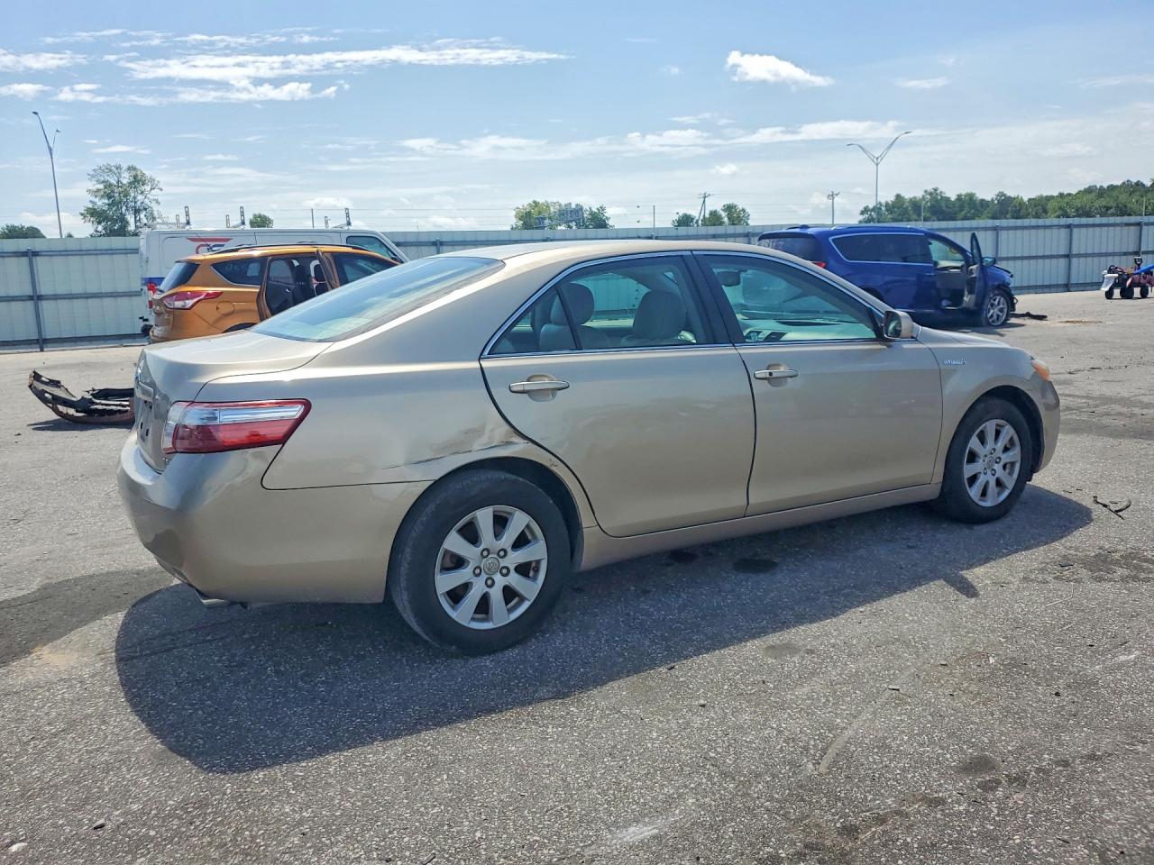 2008 Toyota Camry Hybrid Gold vin: 4T1BB46K28U037263