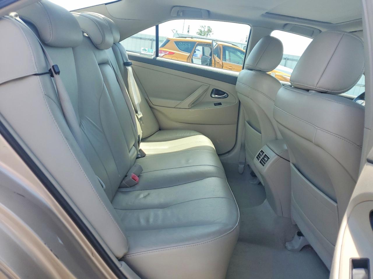 2008 Toyota Camry Hybrid Gold vin: 4T1BB46K28U037263