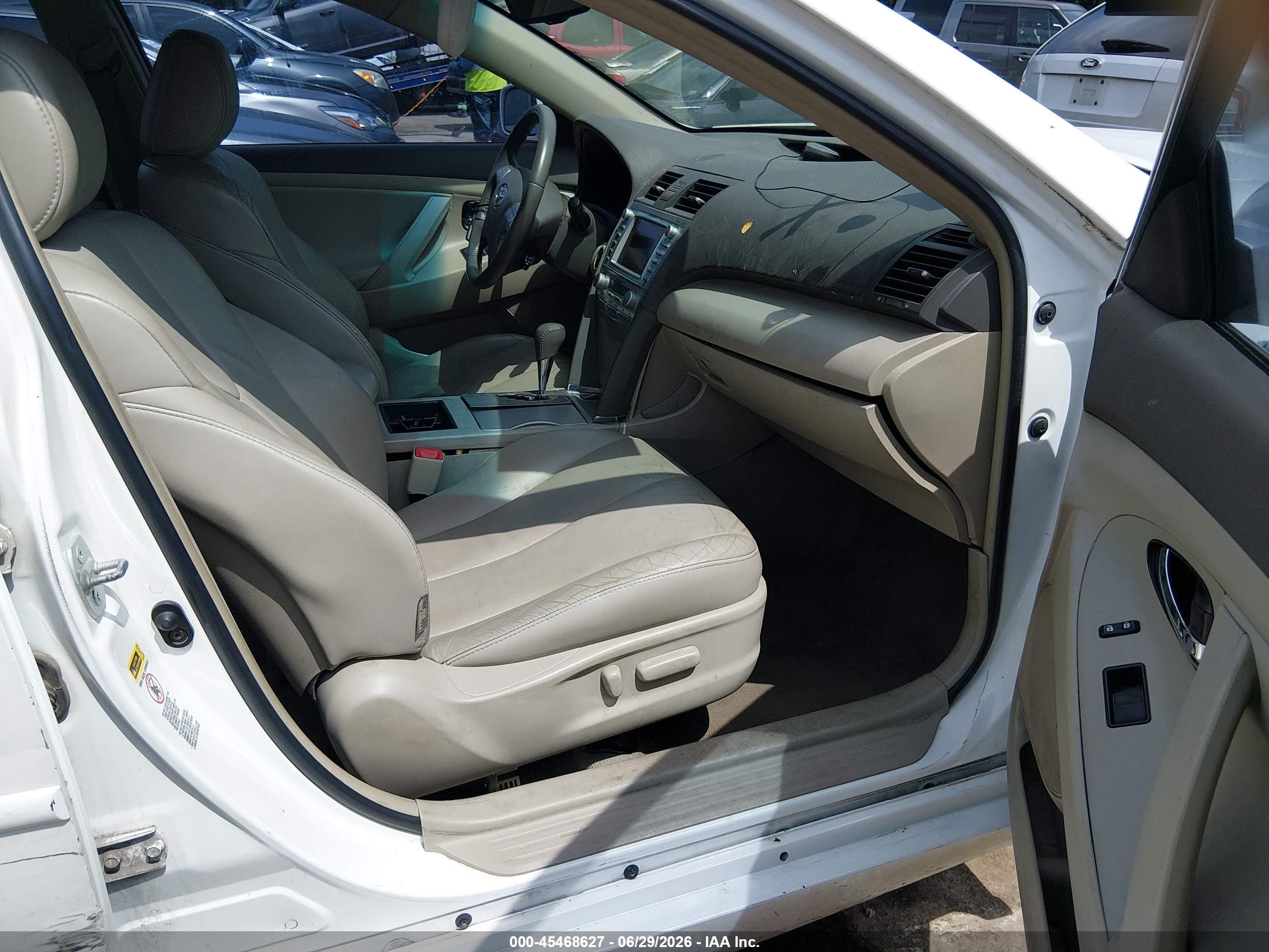 2007 Toyota Camry Hybrid   White vin: 4T1BB46K37U023161