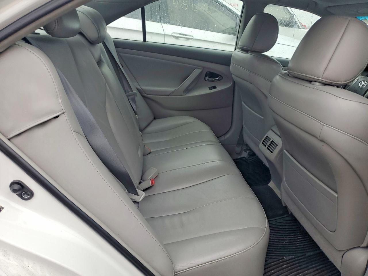 2008 Toyota Camry Hybrid Base White vin: 4T1BB46K38U034954