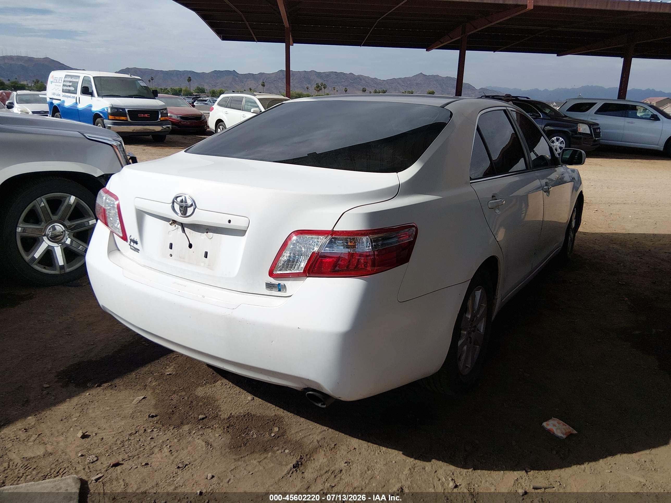 2008 Toyota Camry Hybrid   White vin: 4T1BB46K38U055948