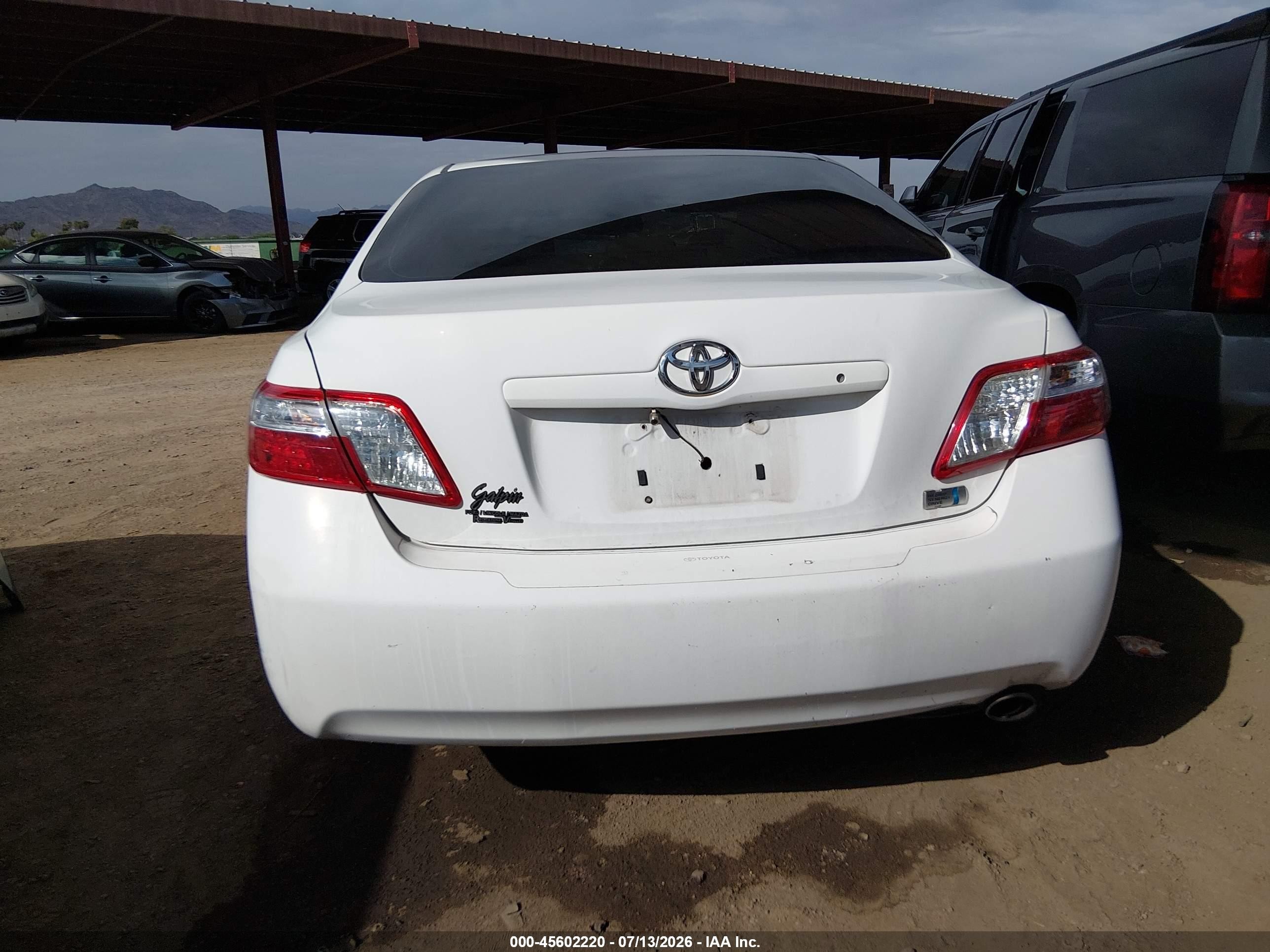 2008 Toyota Camry Hybrid   White vin: 4T1BB46K38U055948