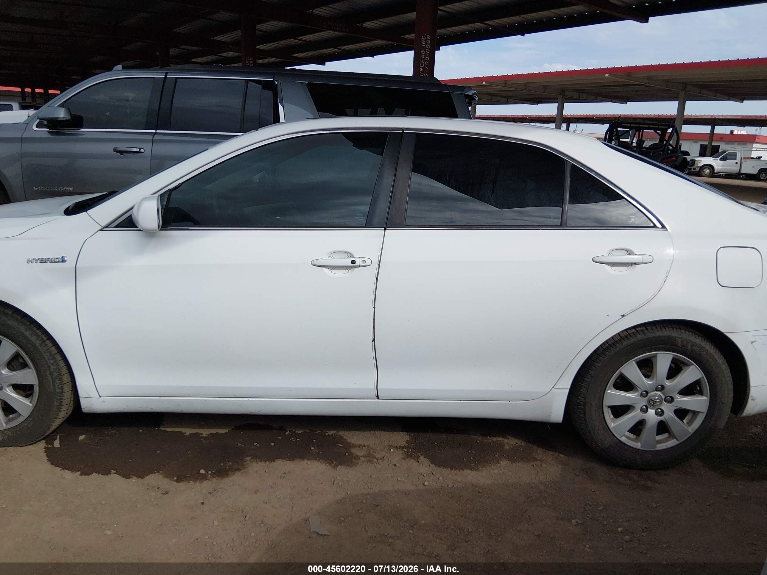 2008 Toyota Camry Hybrid   White vin: 4T1BB46K38U055948