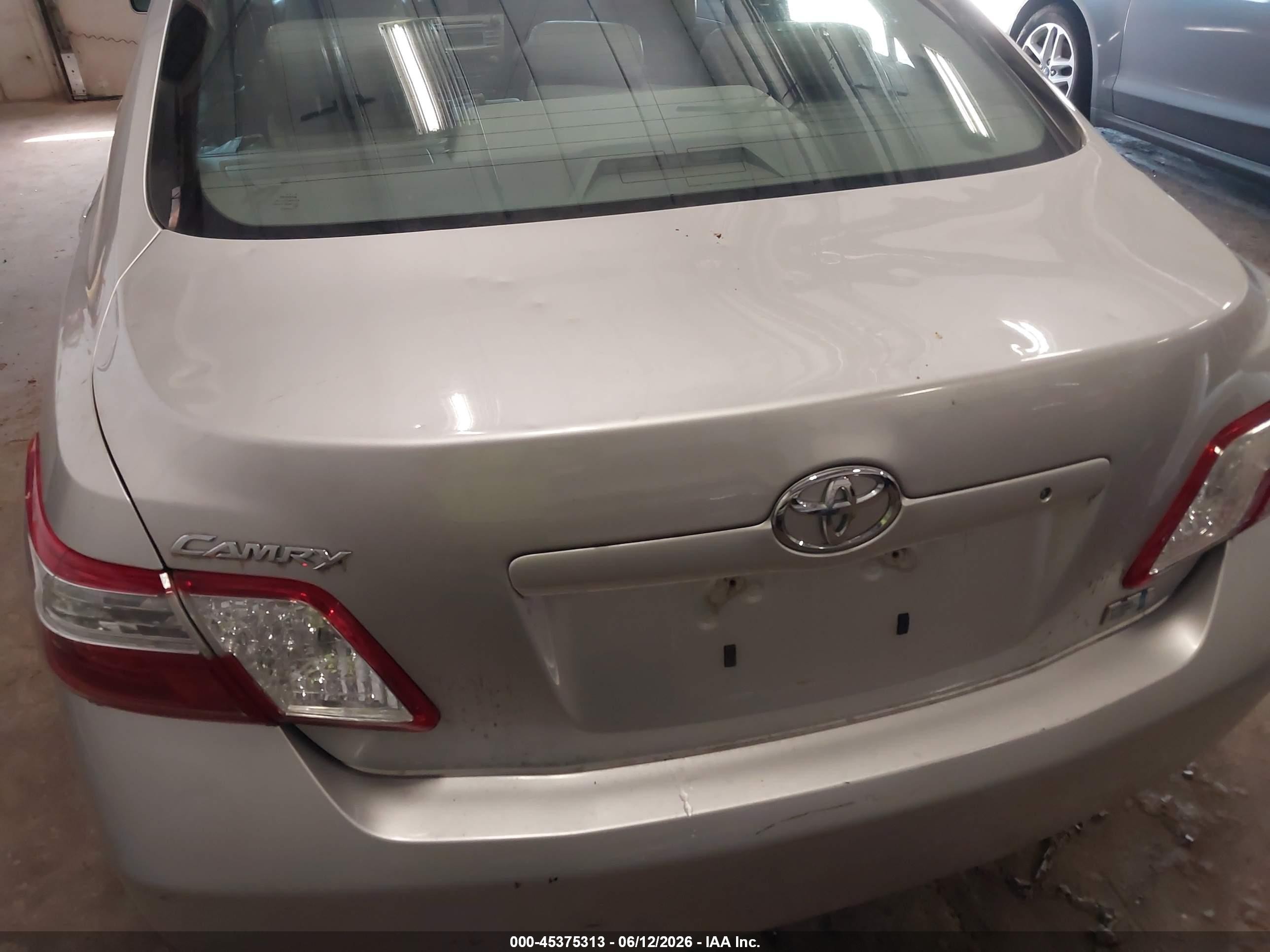 2009 Toyota Camry Hybrid   Silver vin: 4T1BB46K39U077059