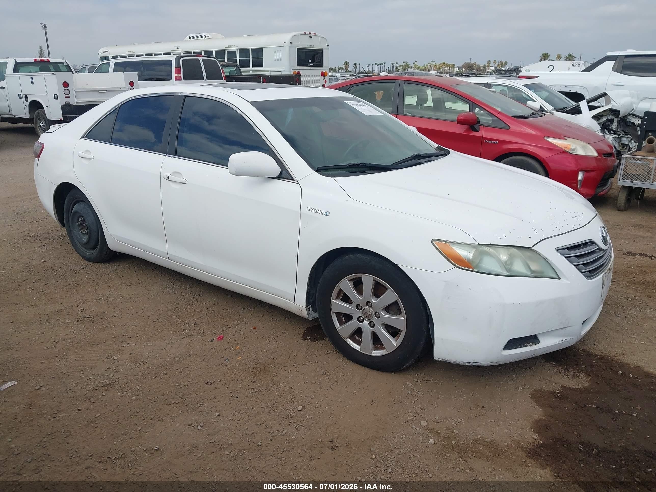 2007 Toyota Camry Hybrid   White vin: 4T1BB46K47U002187
