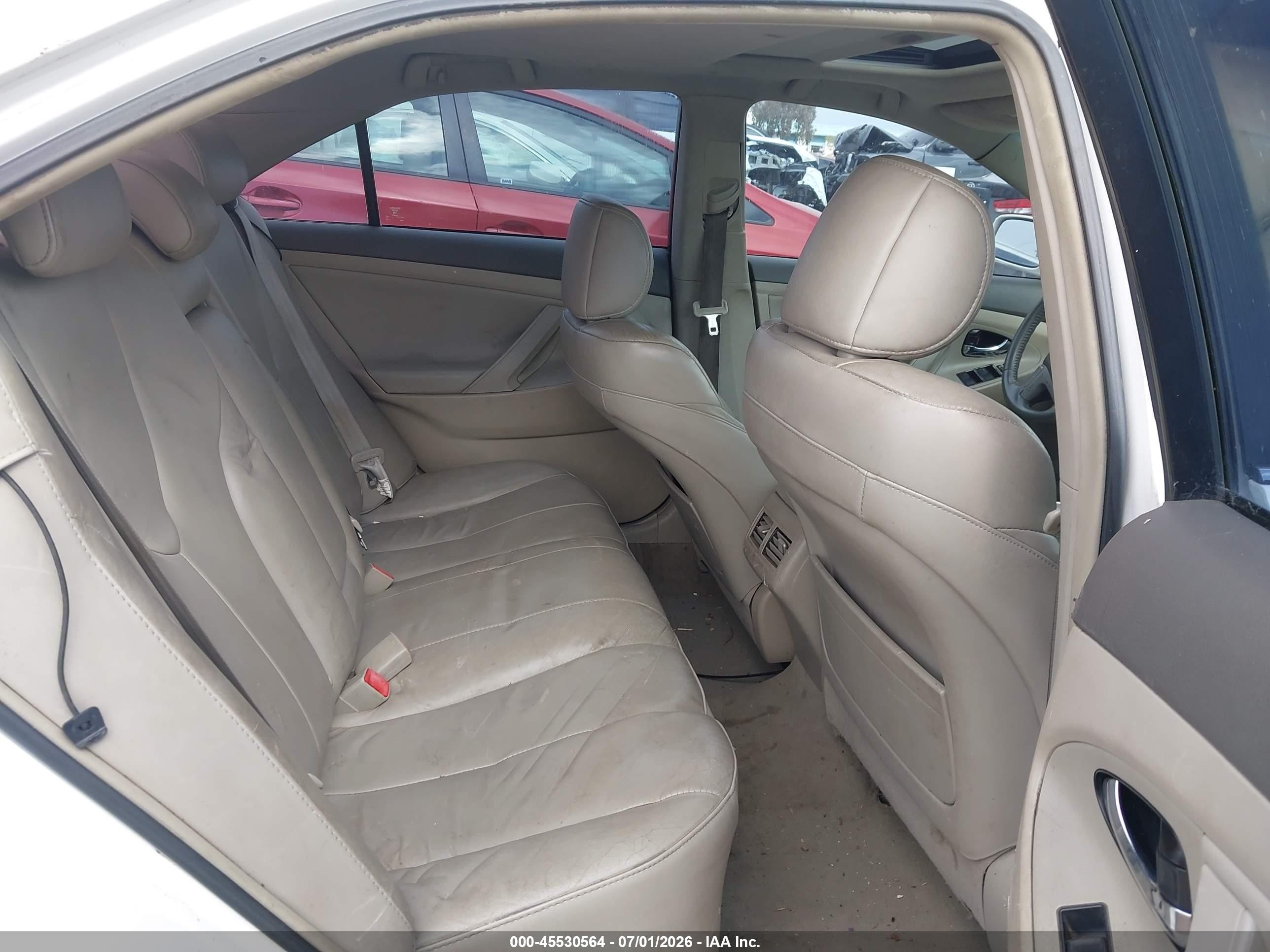 2007 Toyota Camry Hybrid   White vin: 4T1BB46K47U002187