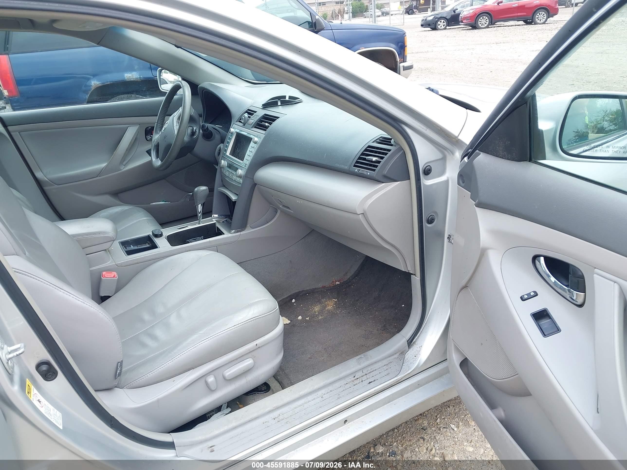 2009 Toyota Camry Hybrid   Silver vin: 4T1BB46K49U063767