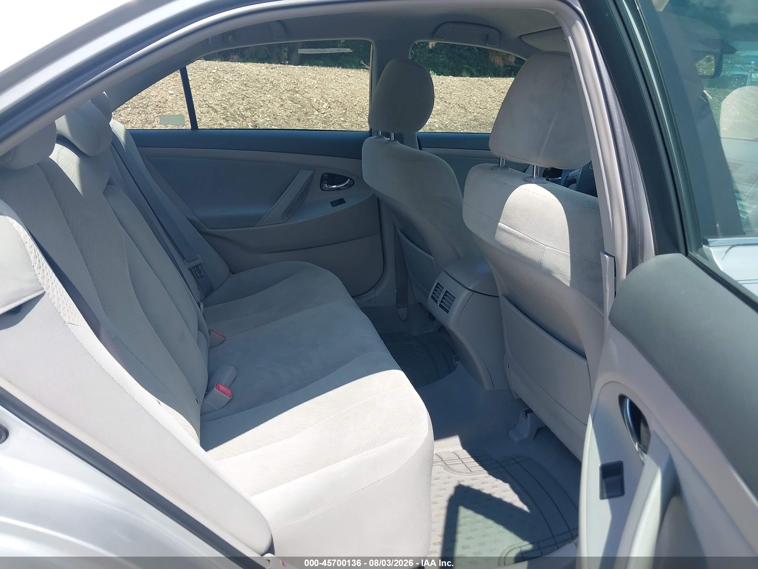 2009 Toyota Camry Hybrid   Silver vin: 4T1BB46K49U090659
