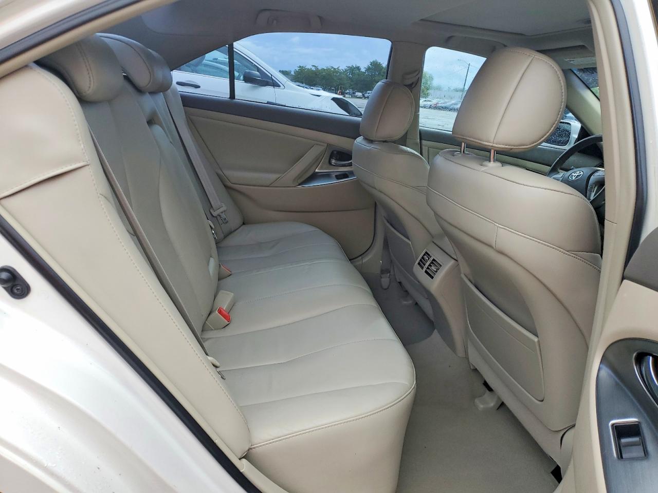 2007 Toyota Camry Hybrid White vin: 4T1BB46K57U013778