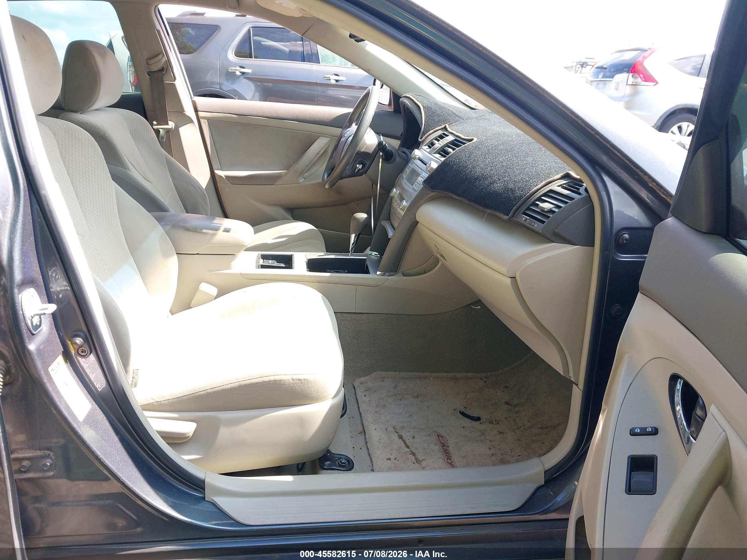 2009 Toyota Camry Hybrid   Gray vin: 4T1BB46K59U071330