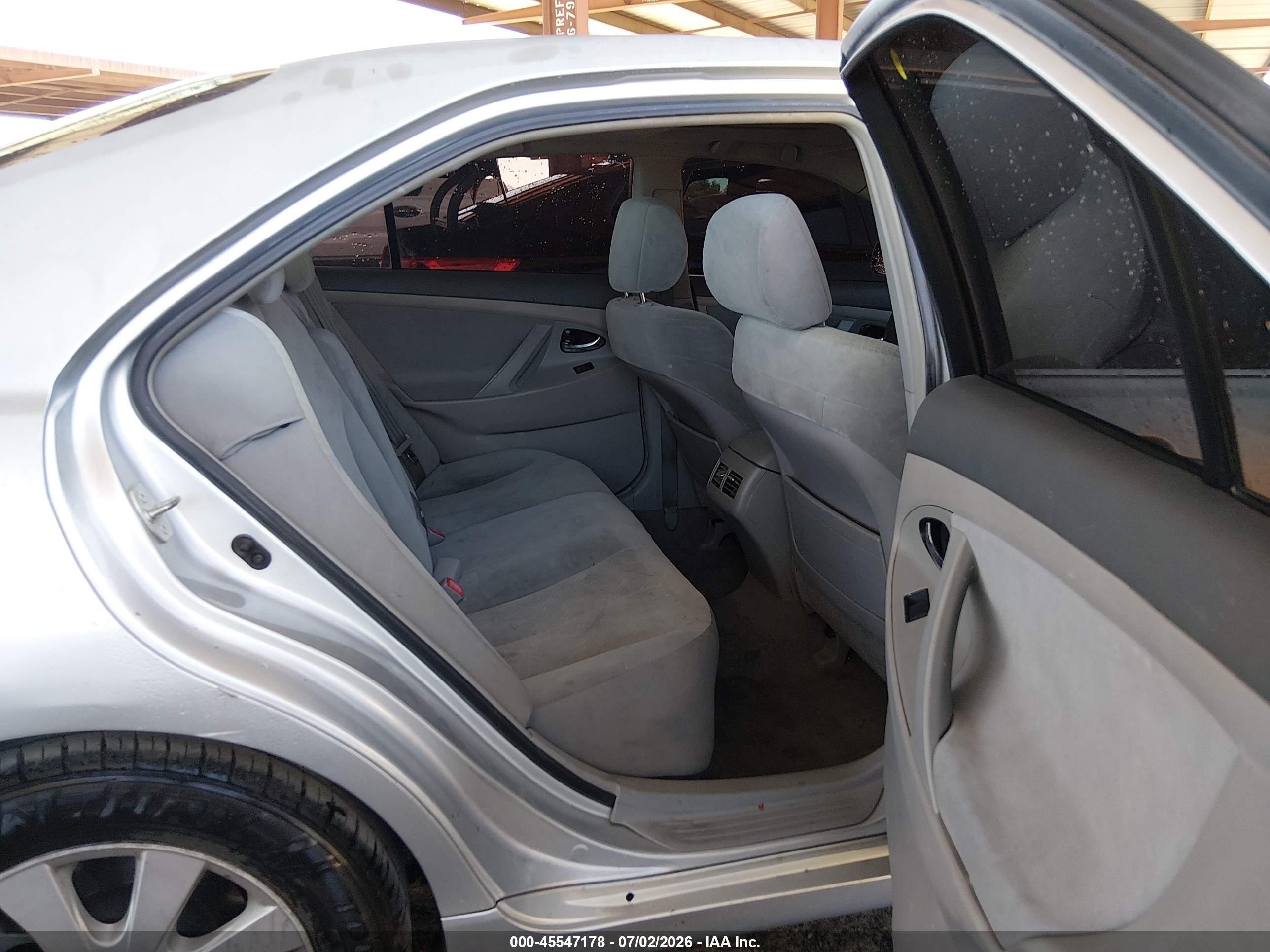 2009 Toyota Camry Hybrid   Silver vin: 4T1BB46K59U074678