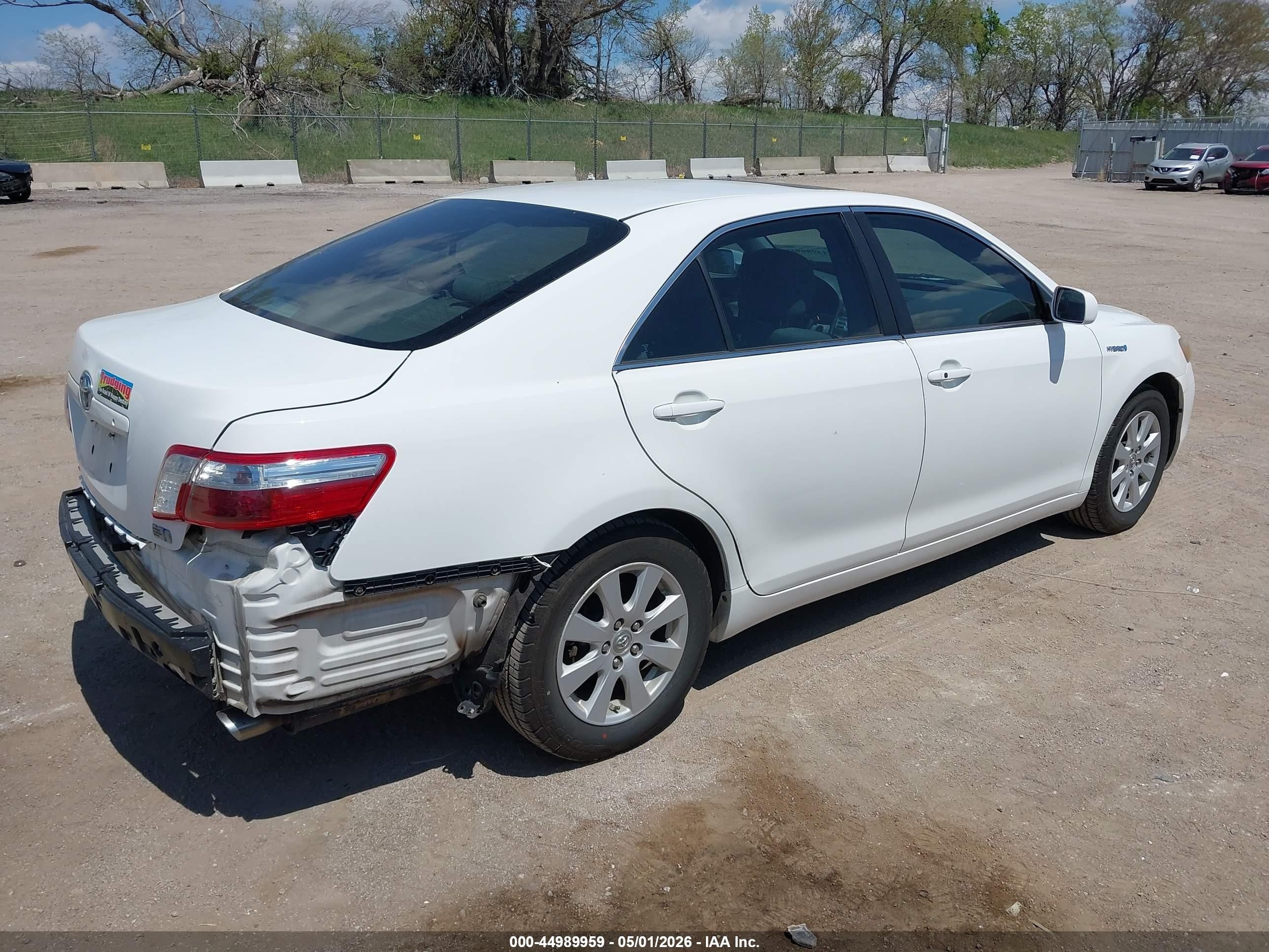 2009 Toyota Camry Hybrid   White vin: 4T1BB46K59U089942