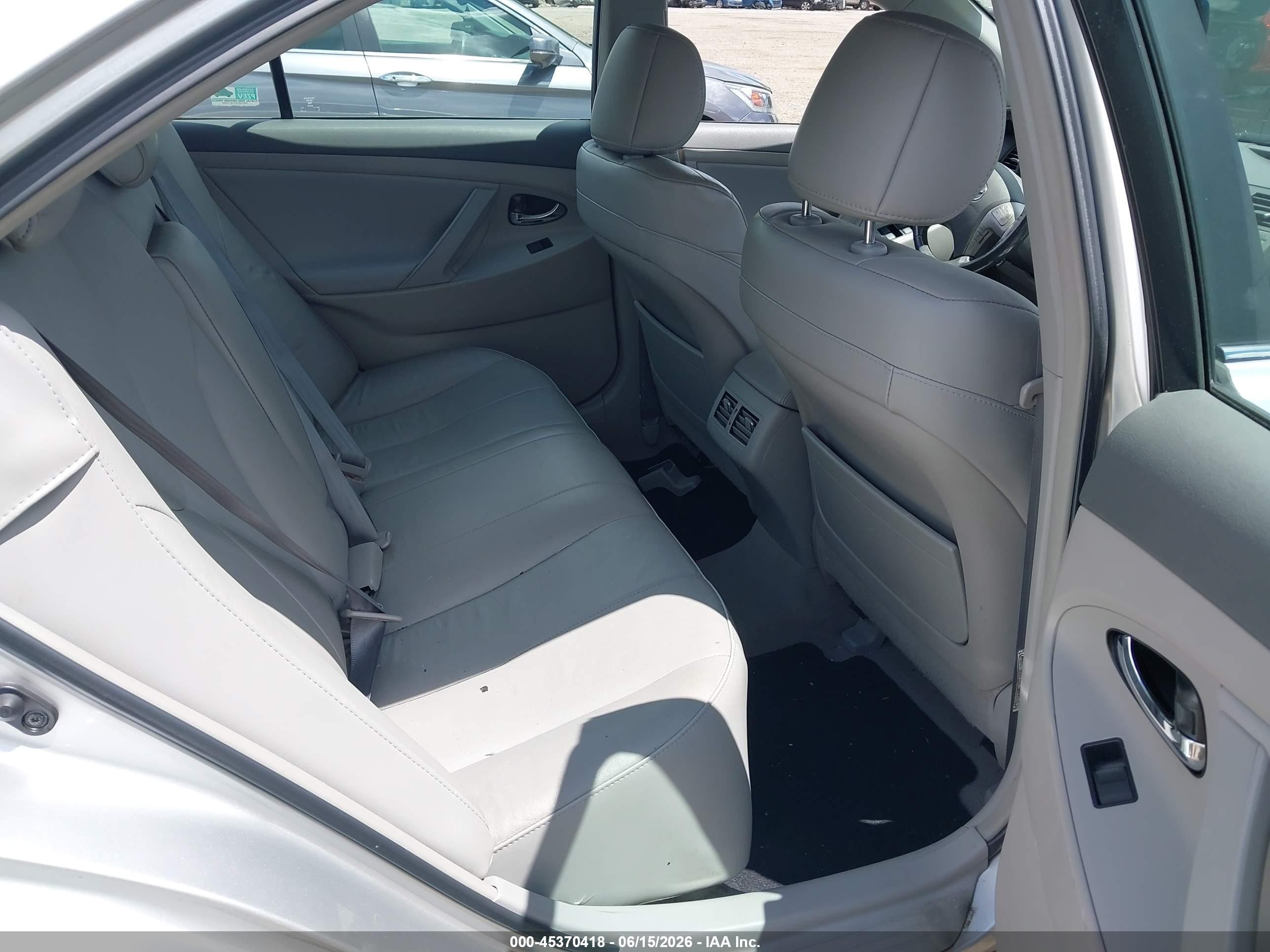 2009 Toyota Camry Hybrid   Silver vin: 4T1BB46K59U107629