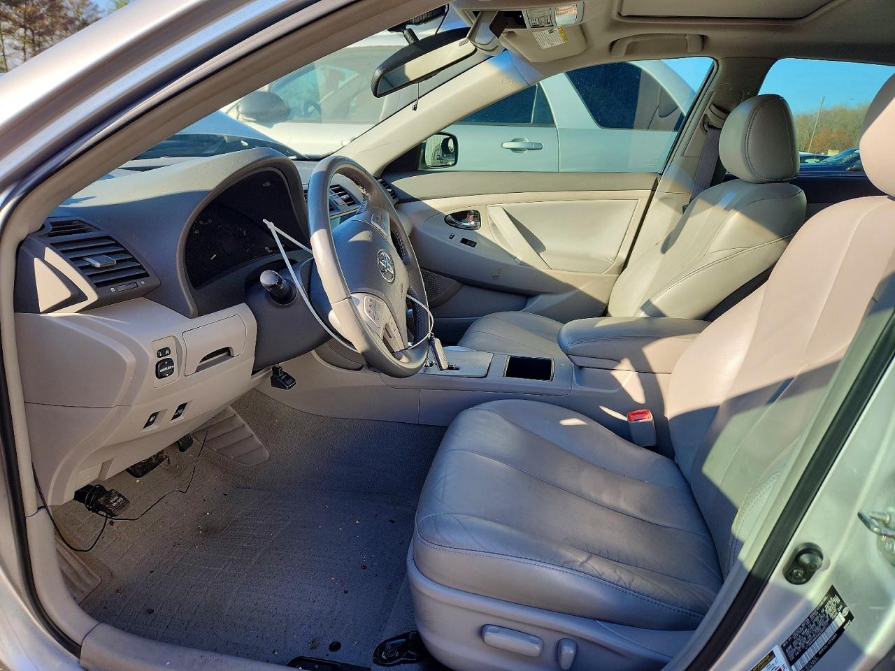 2009 Toyota Camry Hybrid Base Silver vin: 4T1BB46K69U069571