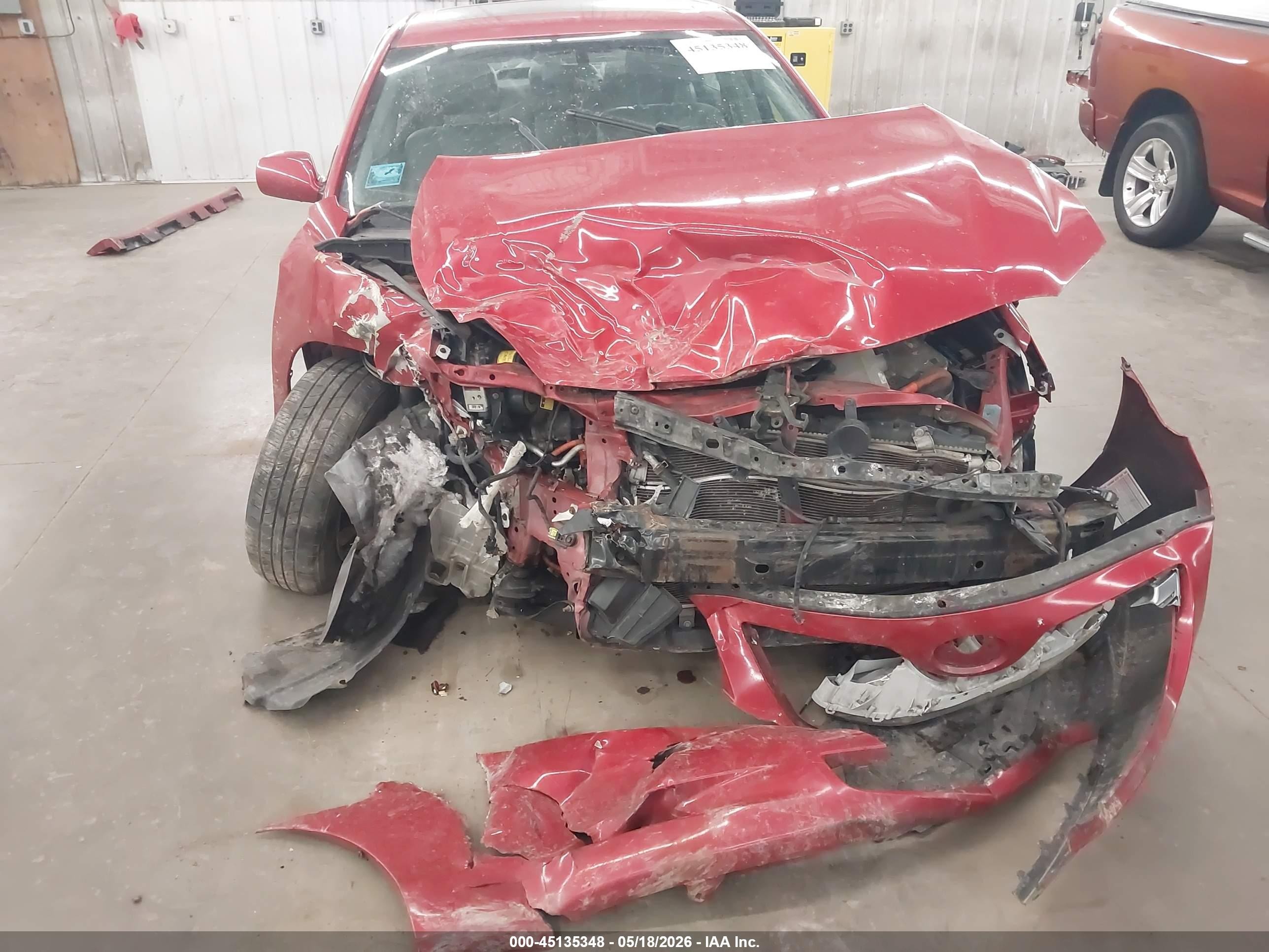 2009 Toyota Camry Hybrid   Red vin: 4T1BB46K69U071501