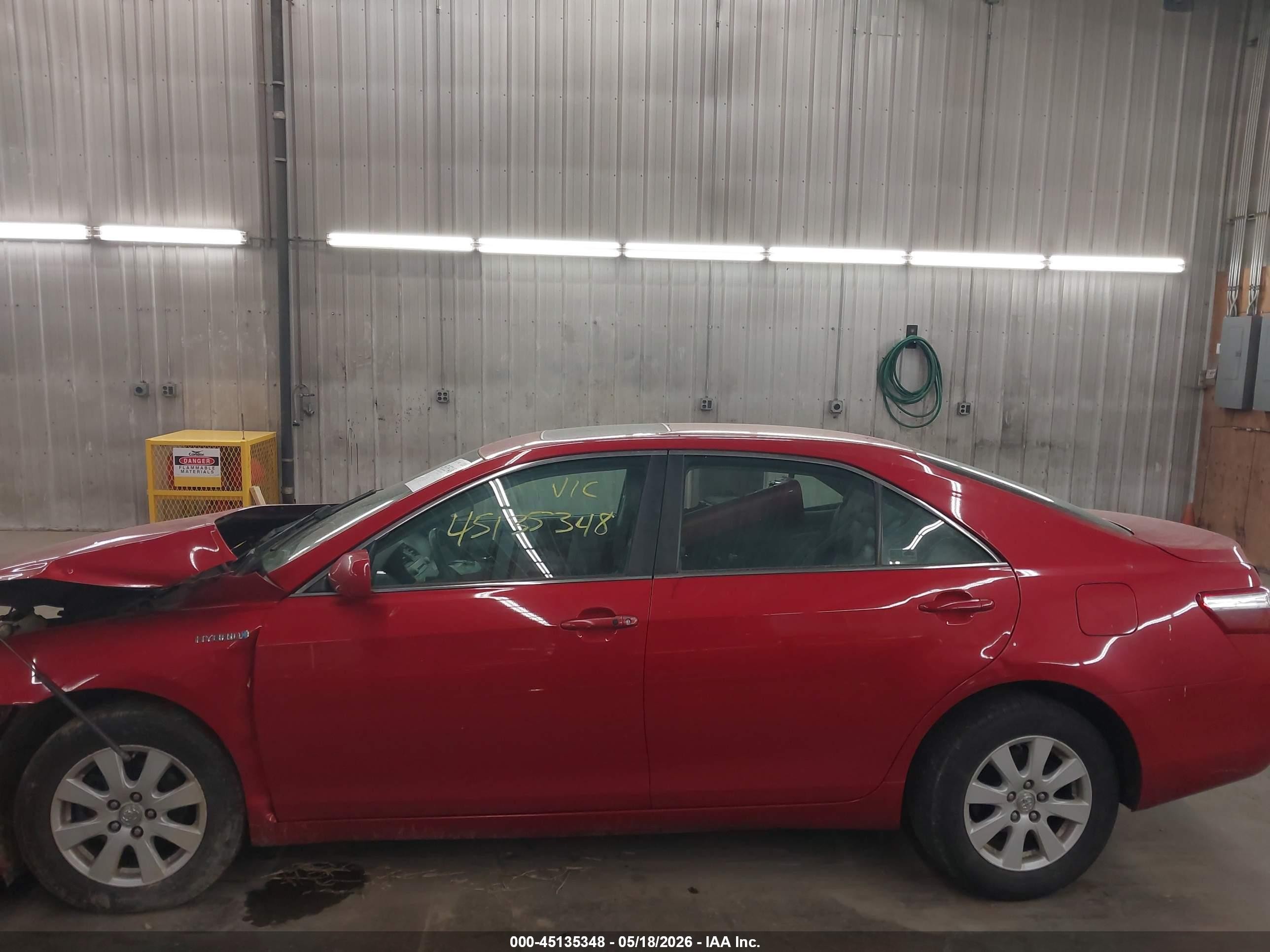 2009 Toyota Camry Hybrid   Red vin: 4T1BB46K69U071501
