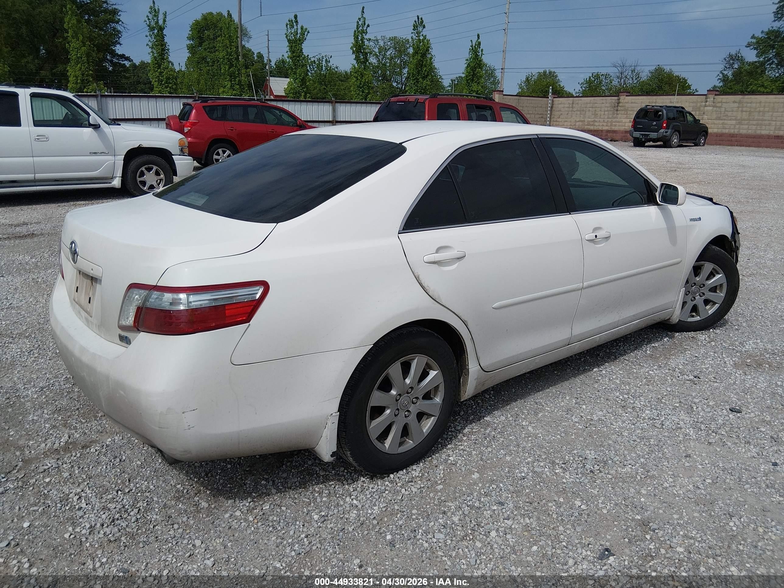 2007 Toyota Camry Hybrid   White vin: 4T1BB46K77U024863