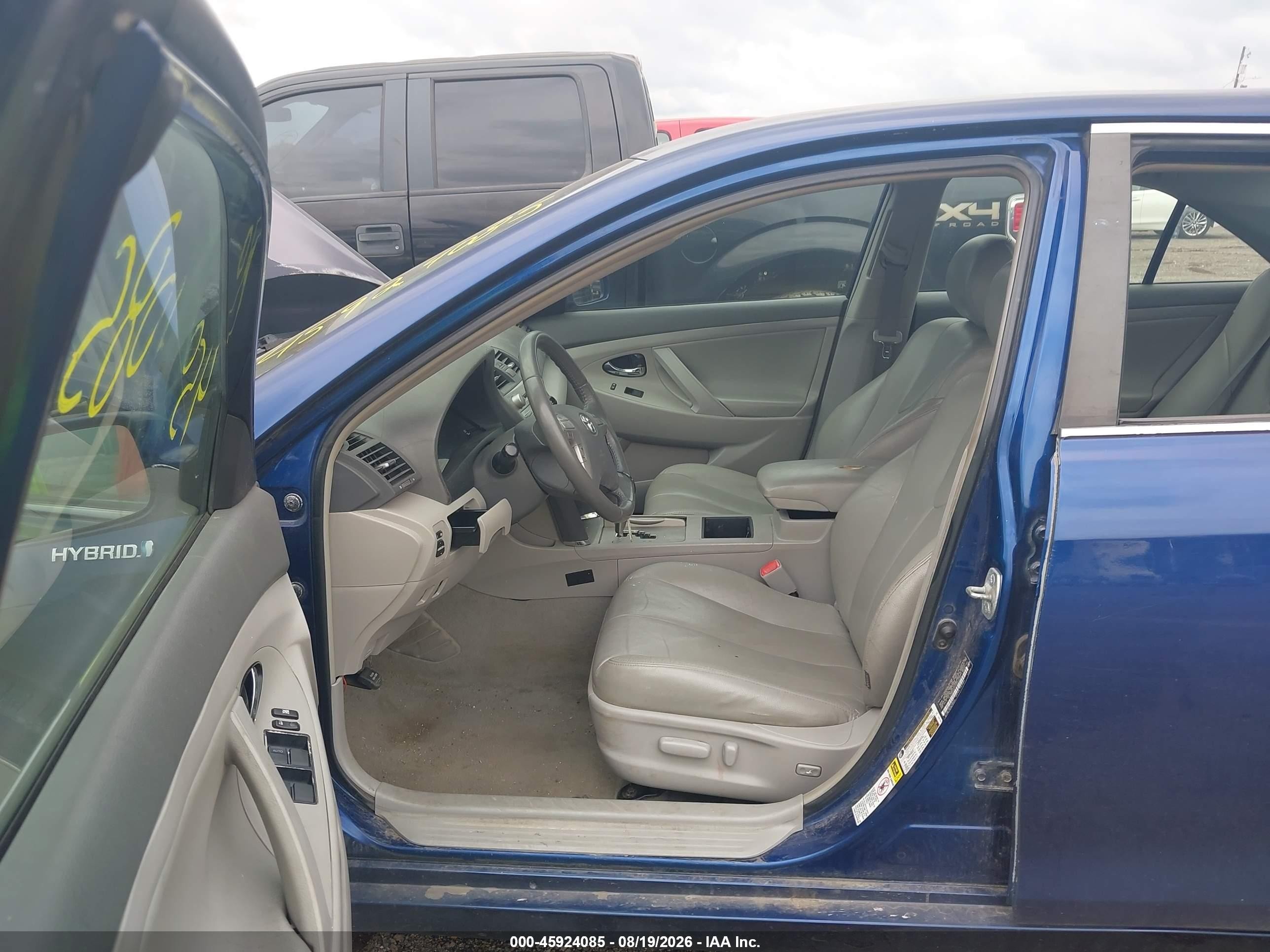 2007 Toyota Camry Hybrid   Blue vin: 4T1BB46K77U027410