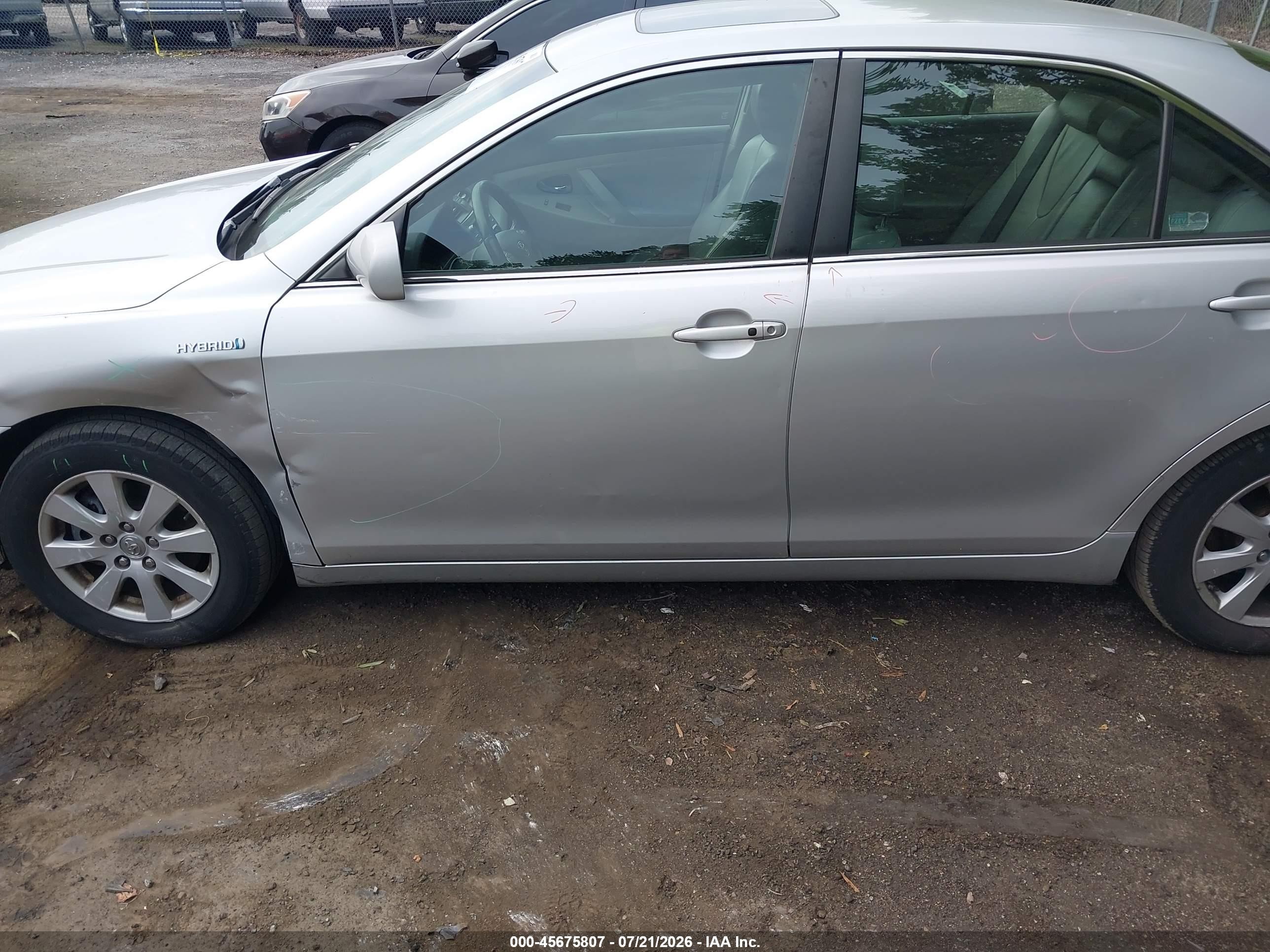2008 Toyota Camry Hybrid   Silver vin: 4T1BB46K78U061154