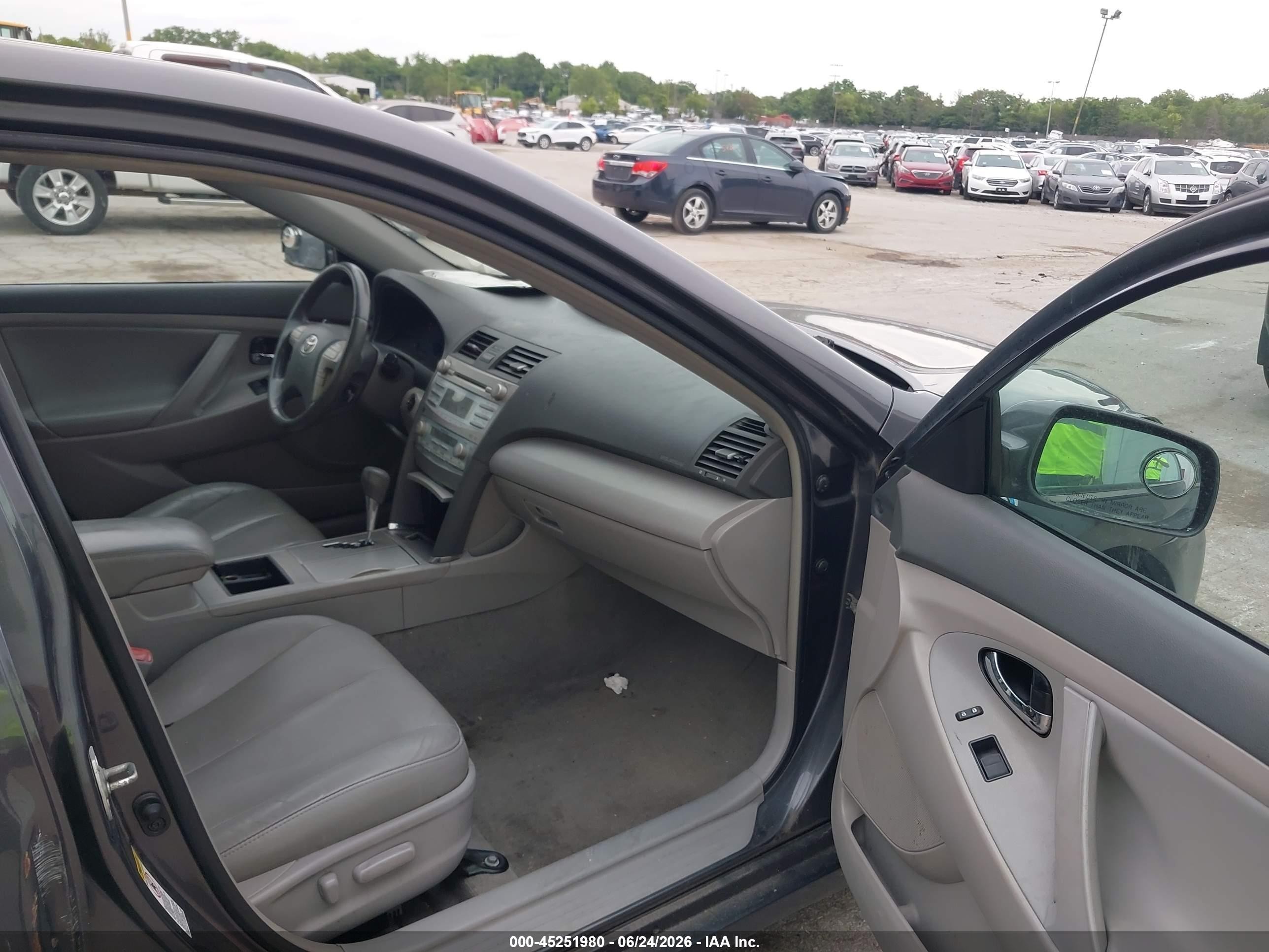 2009 Toyota Camry Hybrid   Gray vin: 4T1BB46K79U090283