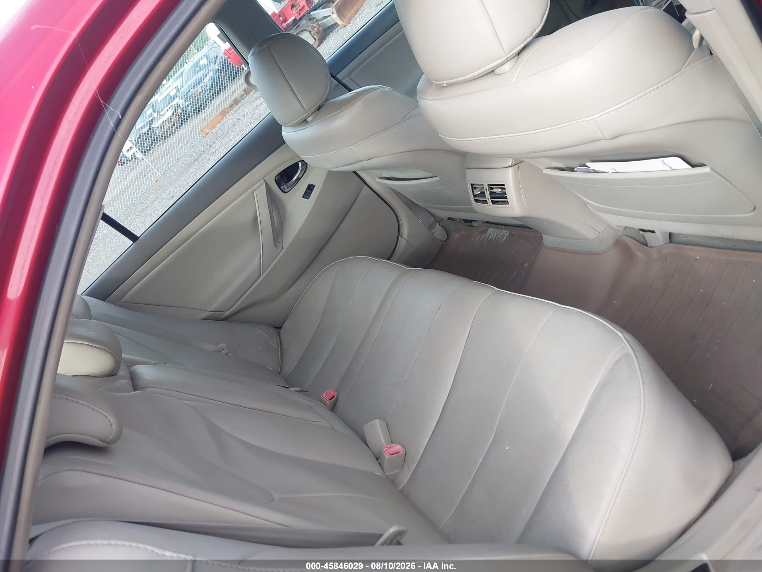 2009 Toyota Camry Hybrid   Red vin: 4T1BB46K89U085853