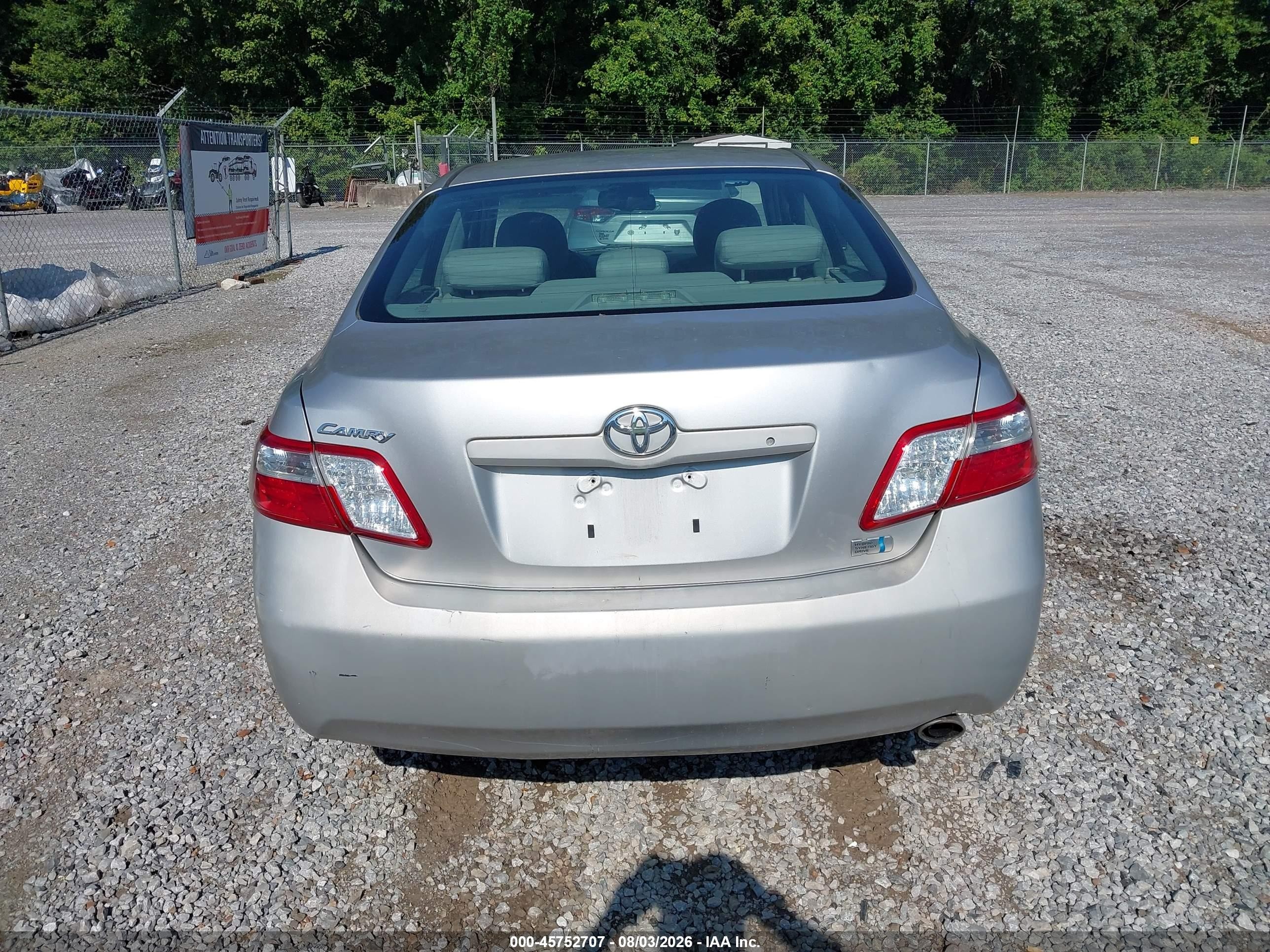2008 Toyota Camry Hybrid   Серебряный vin: 4T1BB46K98U048602