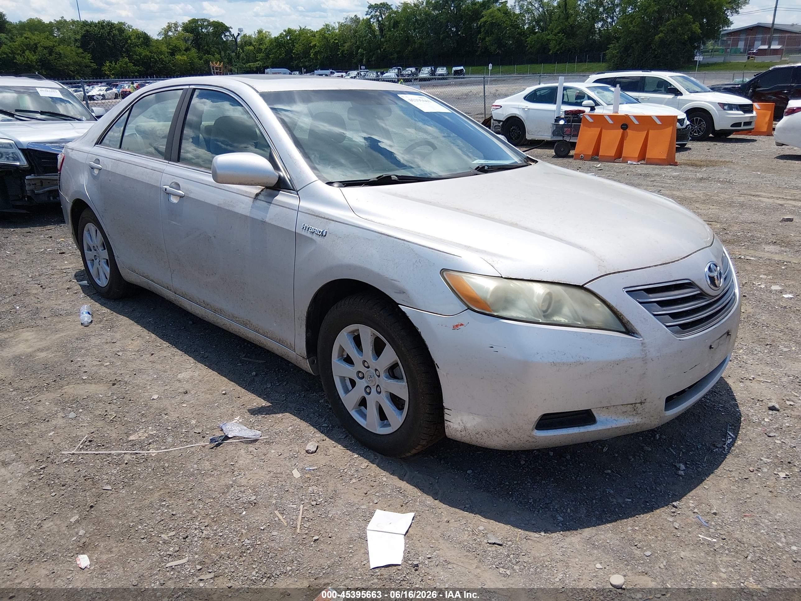 2008 Toyota Camry Hybrid   Silver vin: 4T1BB46K98U051600