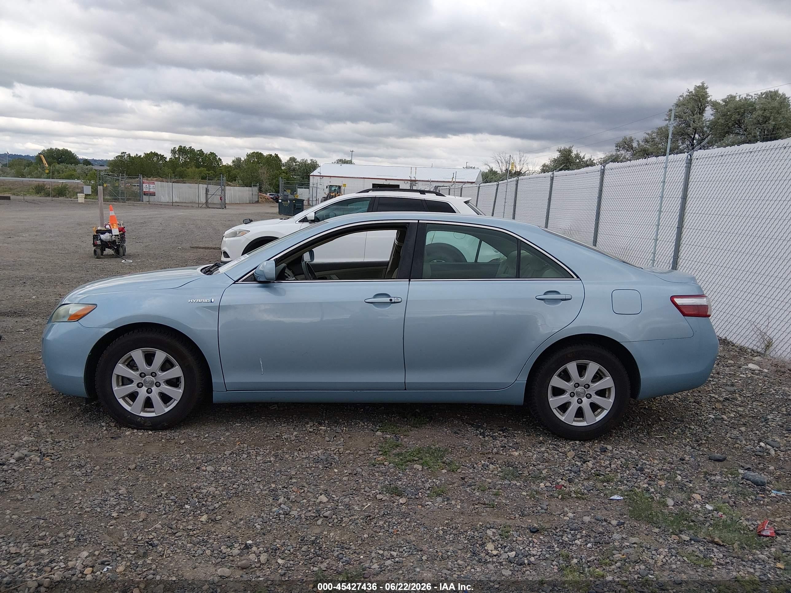 2009 Toyota Camry Hybrid   White vin: 4T1BB46K99U089751