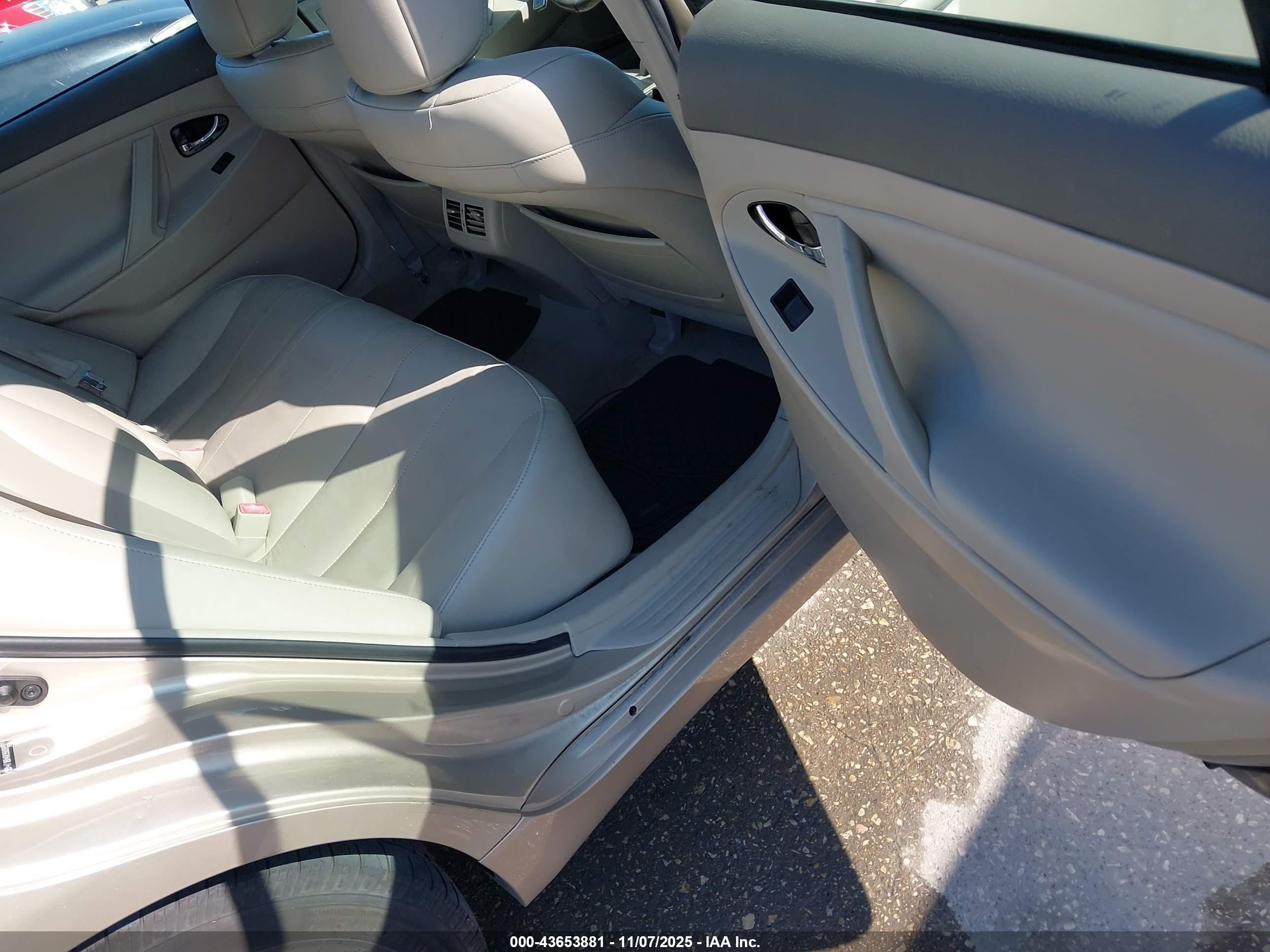 2009 Toyota Camry Hybrid   Gold vin: 4T1BB46K99U090527