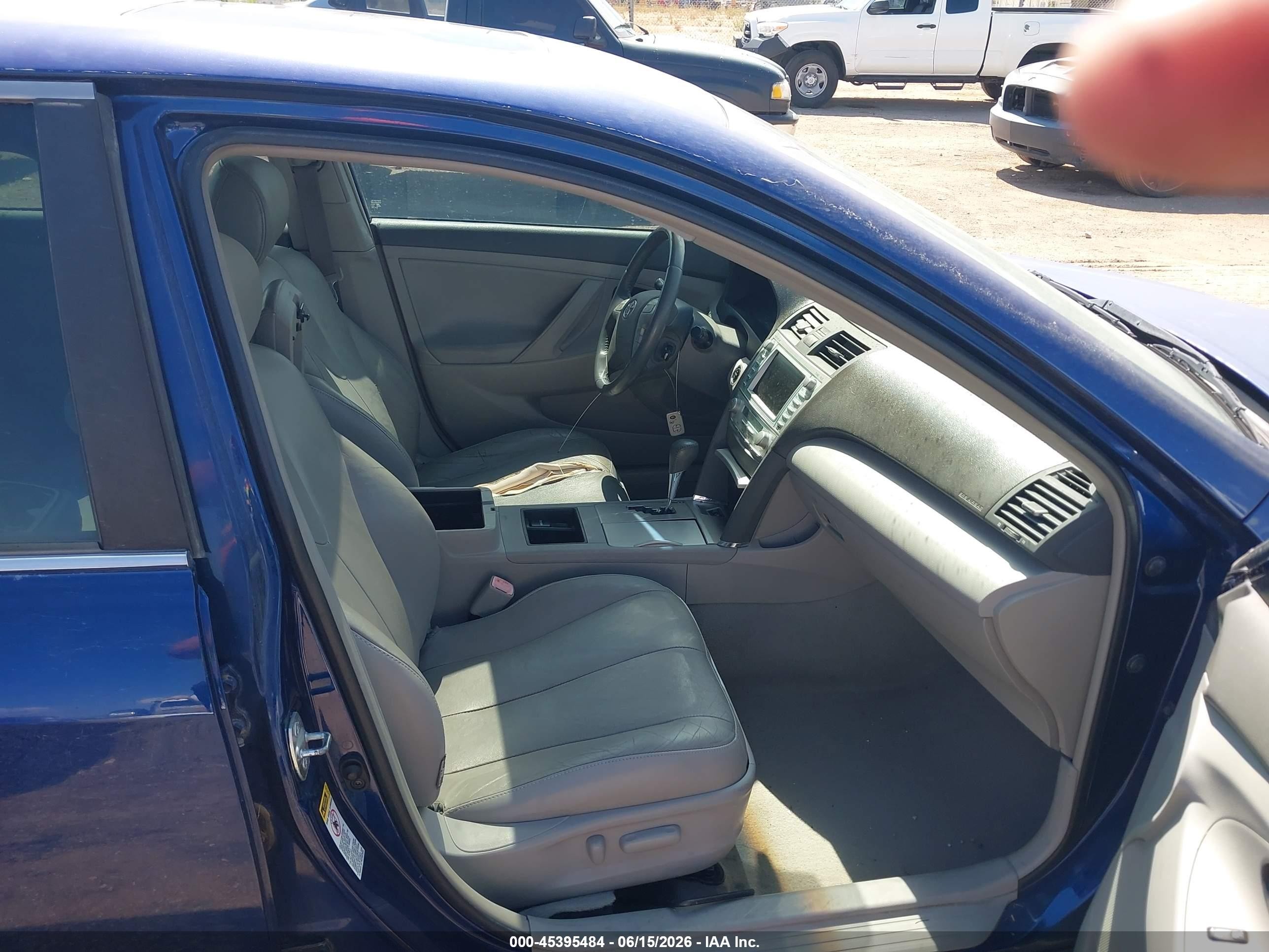 2007 Toyota Camry Hybrid   Blue vin: 4T1BB46KX7U006101