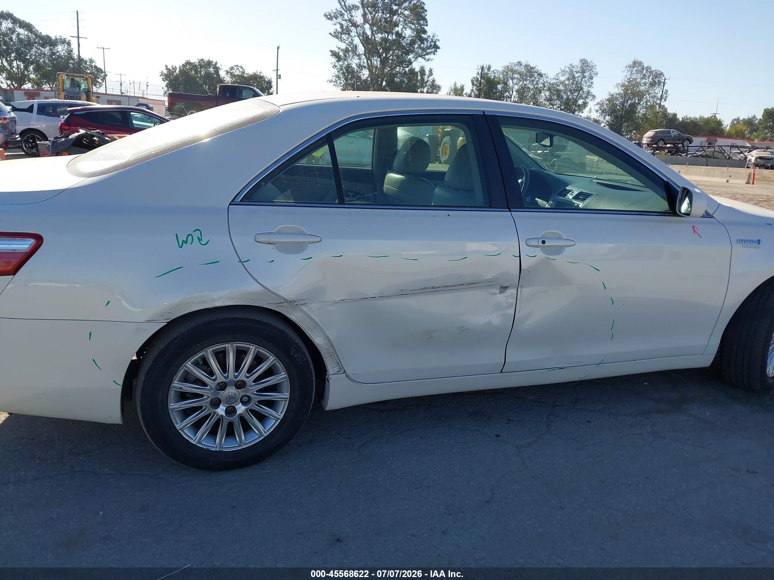 2007 Toyota Camry Hybrid   White vin: 4T1BB46KX7U026798