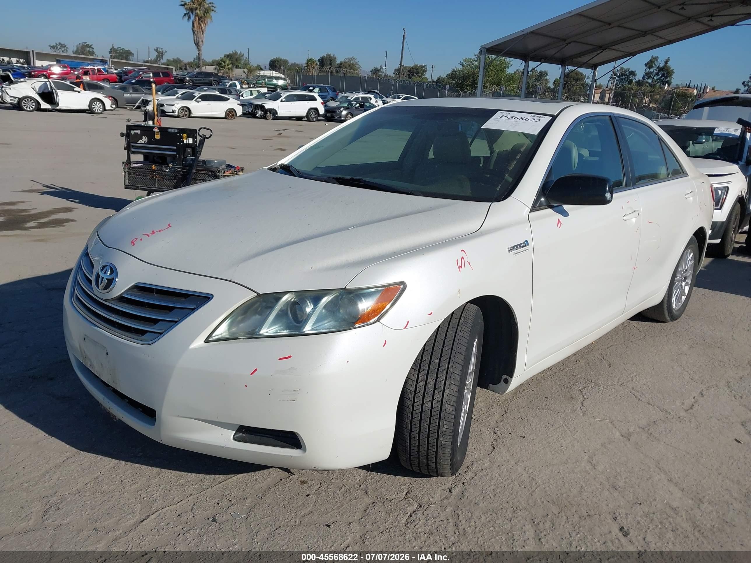 2007 Toyota Camry Hybrid   White vin: 4T1BB46KX7U026798