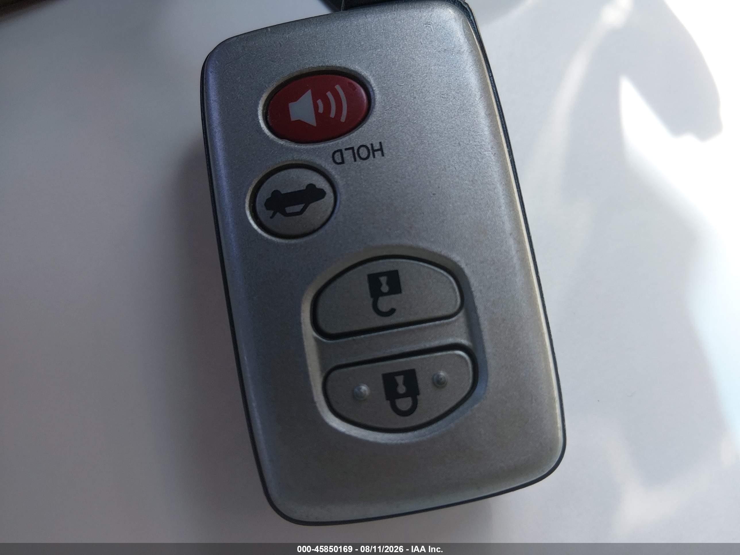 2008 Toyota Camry Hybrid   Champagne vin: 4T1BB46KX8U041335
