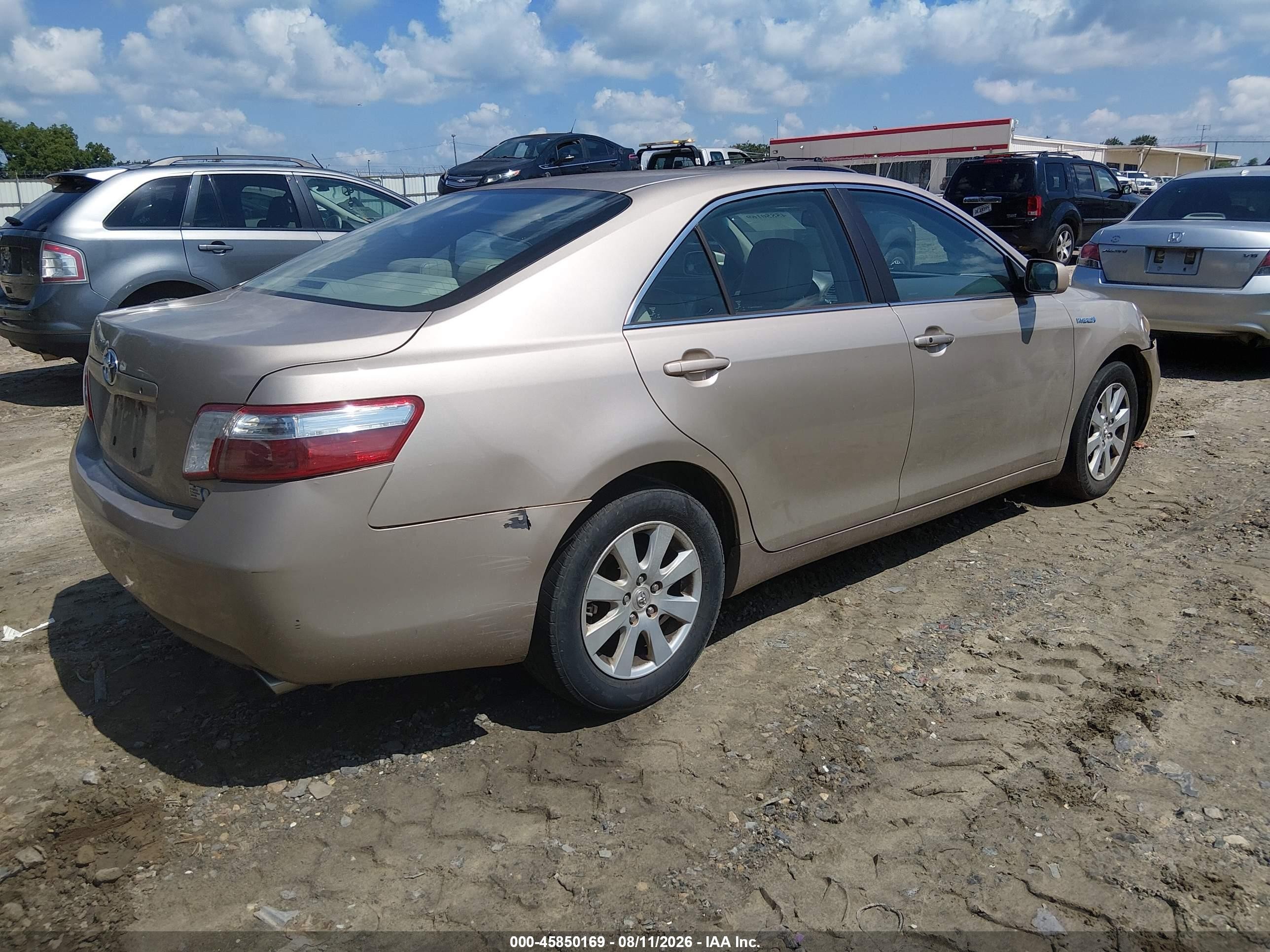 2008 Toyota Camry Hybrid   Champagne vin: 4T1BB46KX8U041335