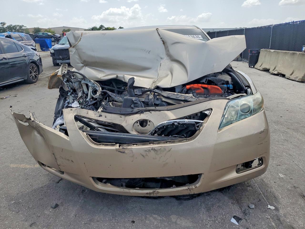 2008 Toyota Camry Hybrid Gold vin: 4T1BB46KX8U051184