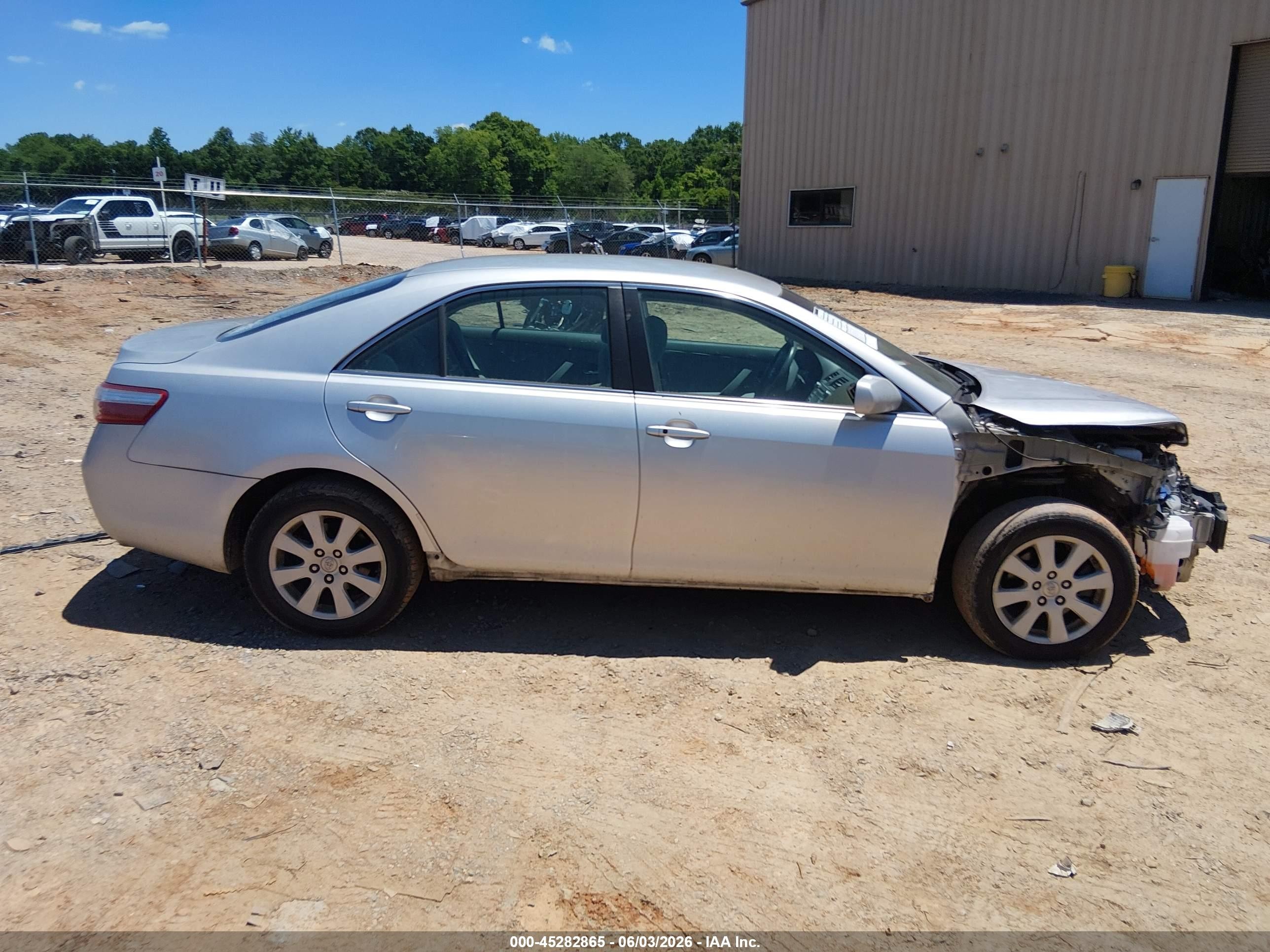 2008 Toyota Camry Hybrid   Silver vin: 4T1BB46KX8U056756