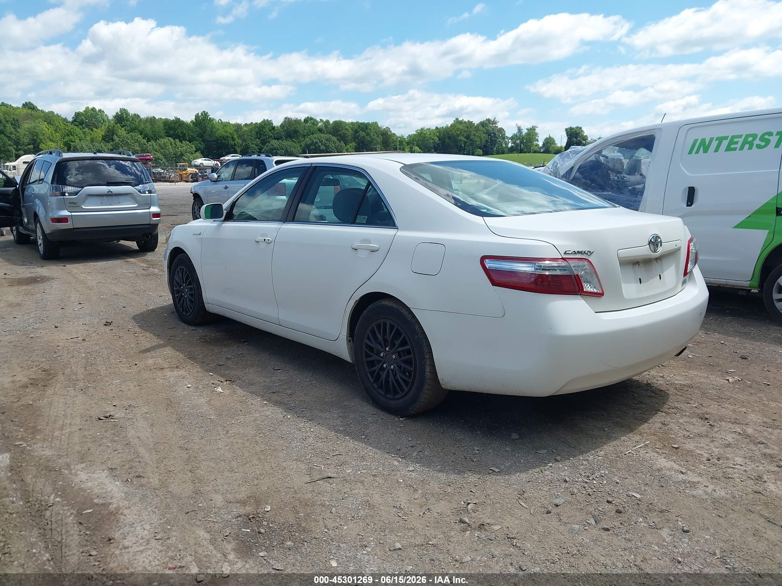 2009 Toyota Camry Hybrid   White vin: 4T1BB46KX9U081593
