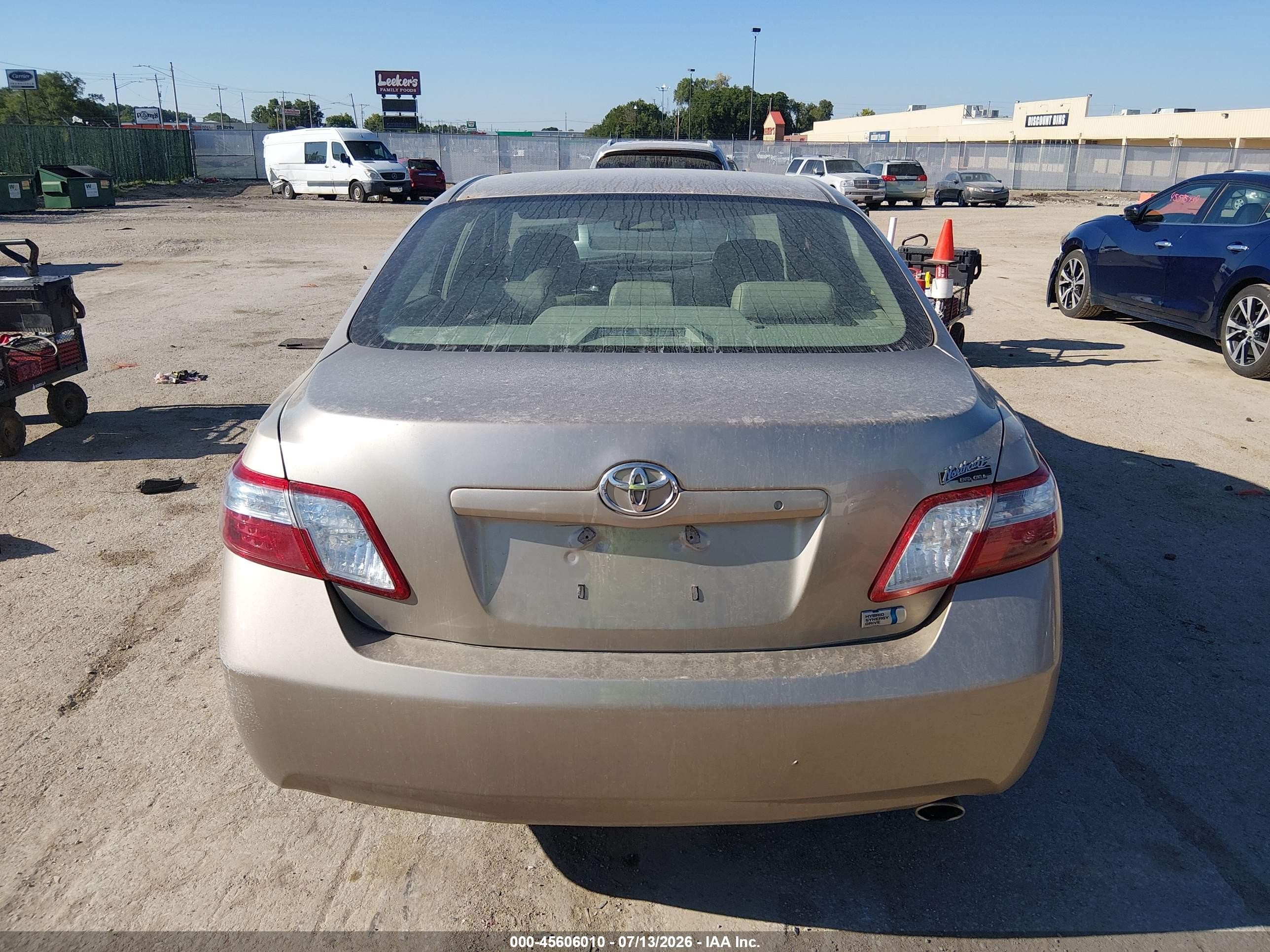 2009 Toyota Camry Hybrid   Champagne vin: 4T1BB46KX9U092111