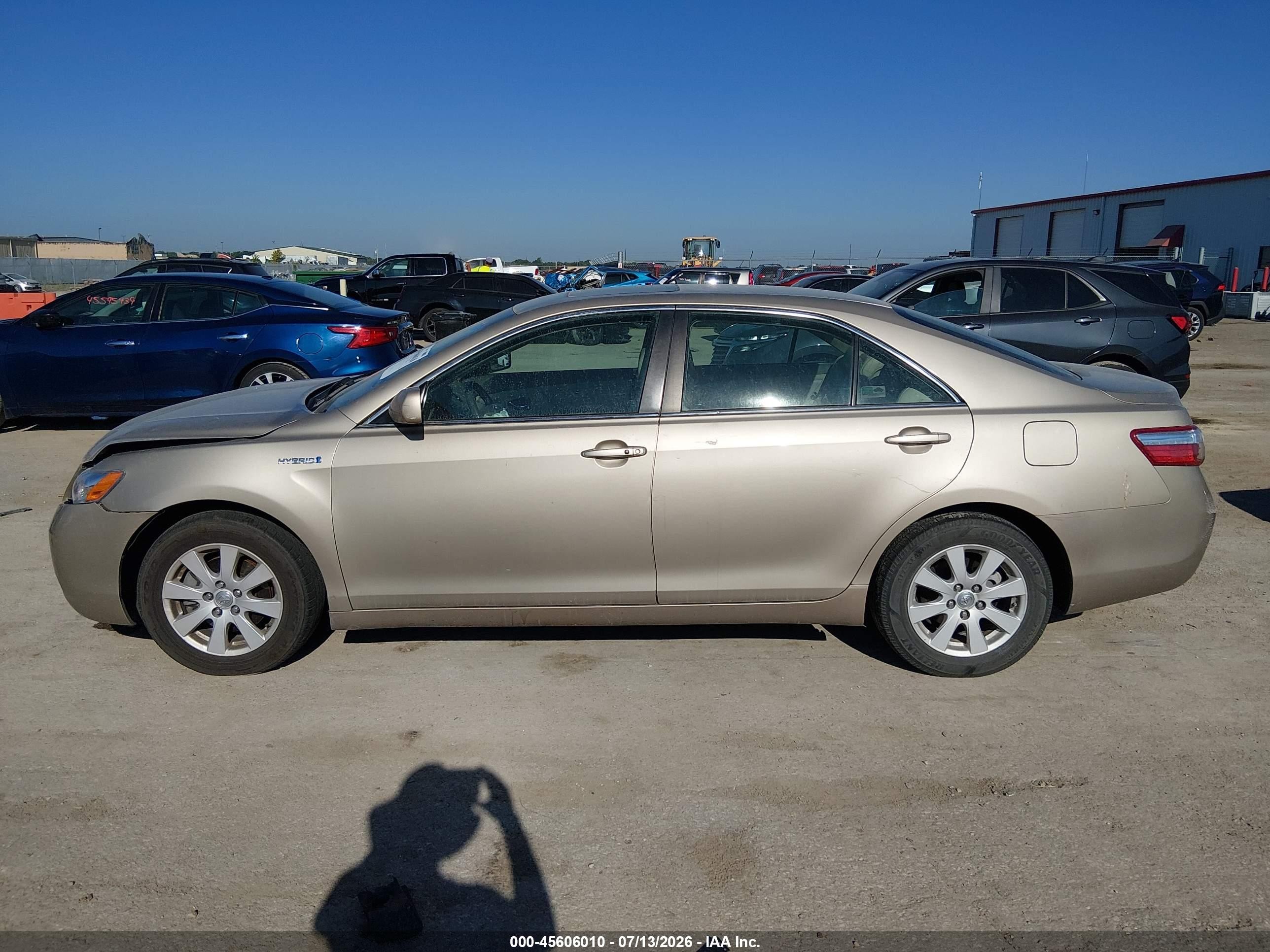 2009 Toyota Camry Hybrid   Champagne vin: 4T1BB46KX9U092111