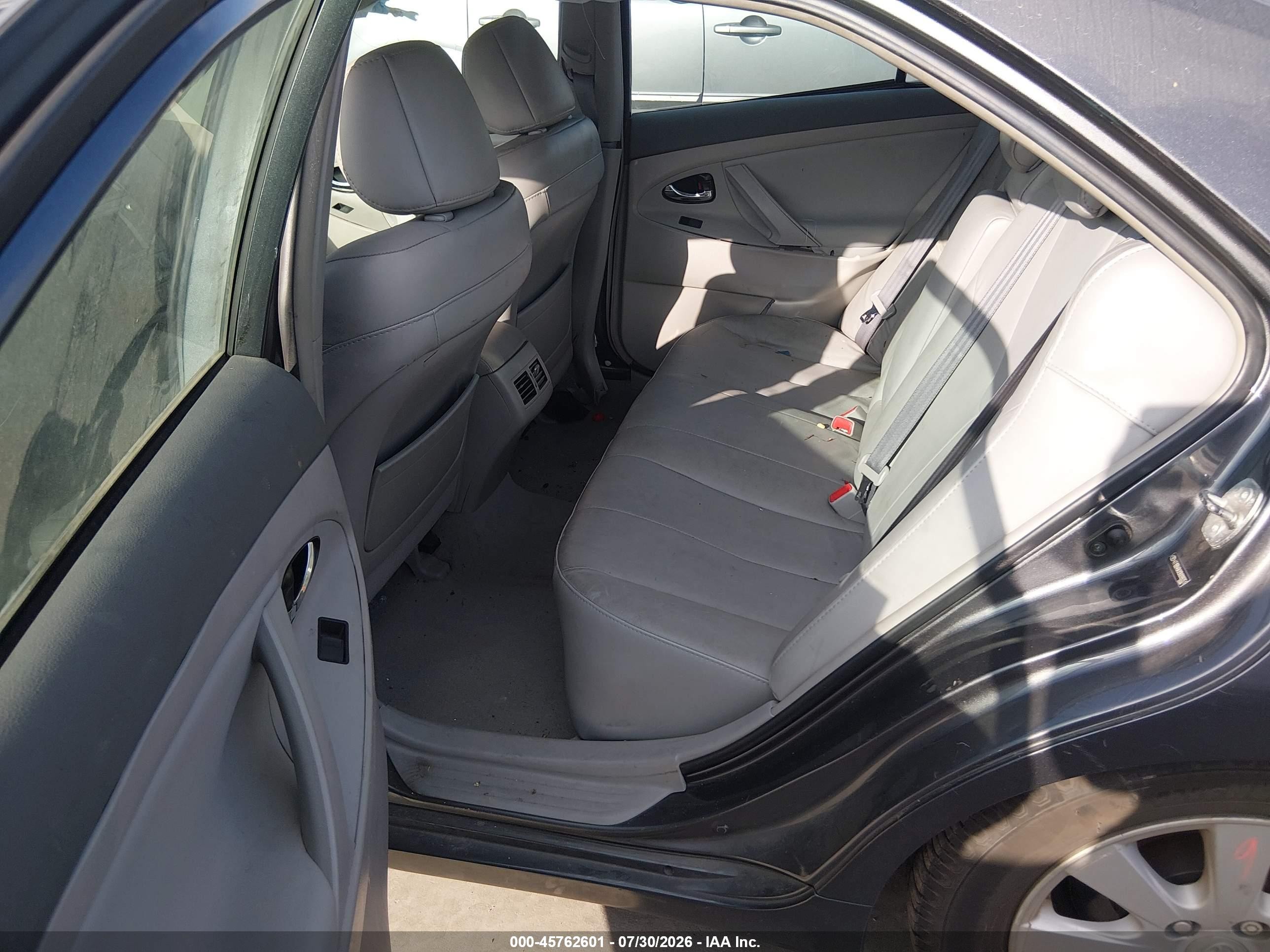 2009 Toyota Camry Hybrid   Gray vin: 4T1BB46KX9U099351