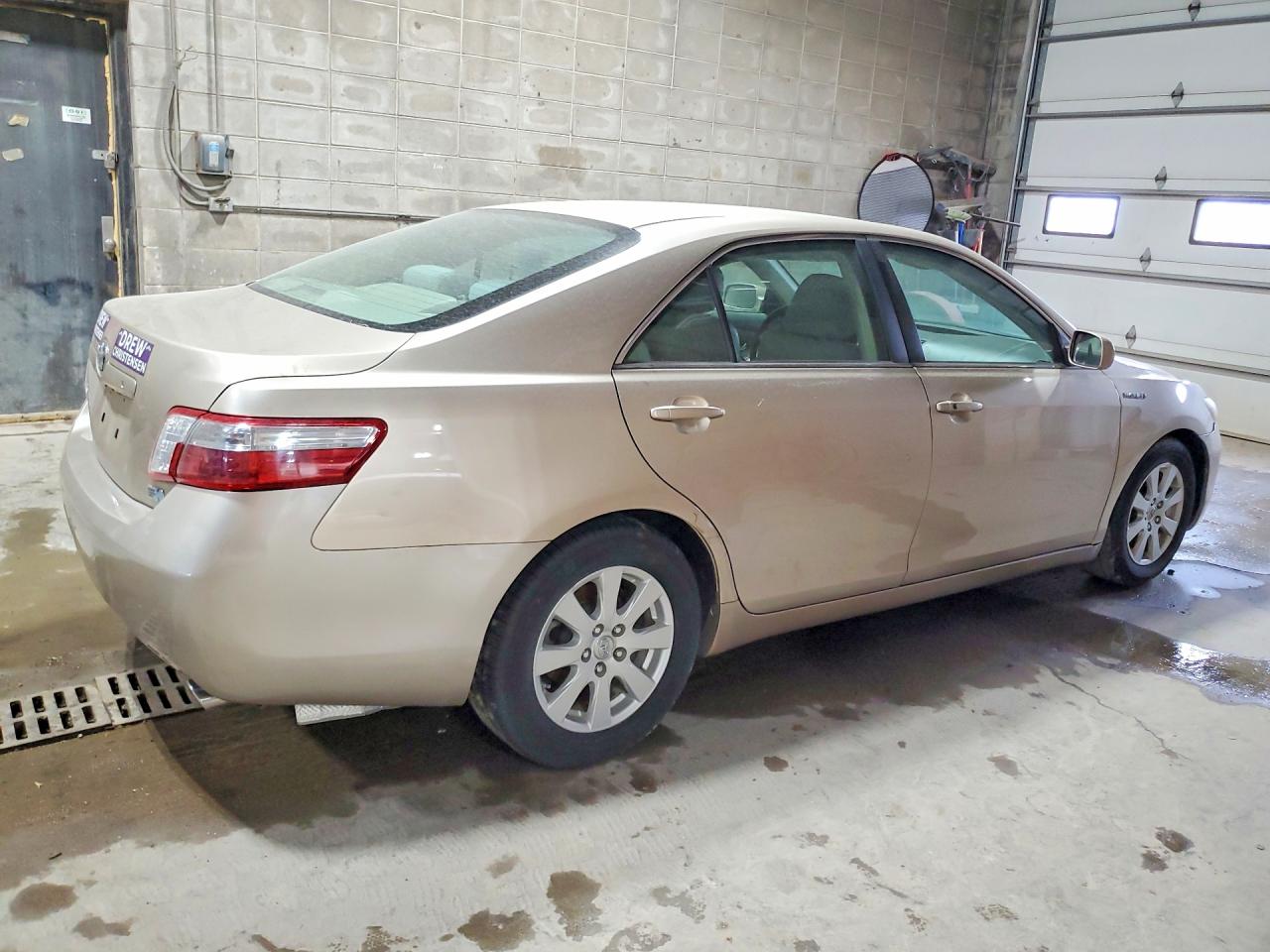 2009 Toyota Camry Hybrid Tan vin: 4T1BB46KX9U105245