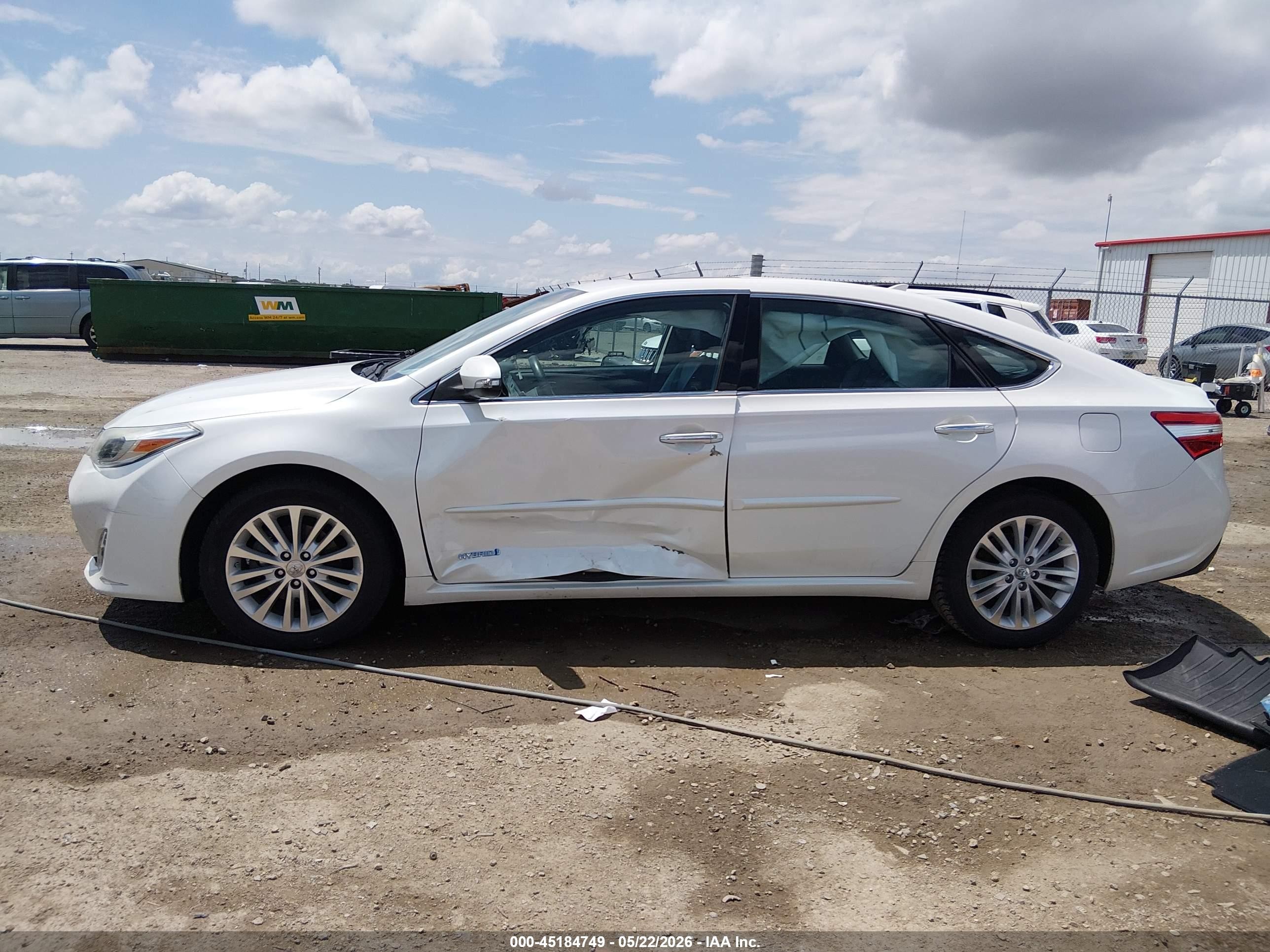 2015 Toyota Avalon Hybrid Limited Белый vin: 4T1BD1EB0FU048267