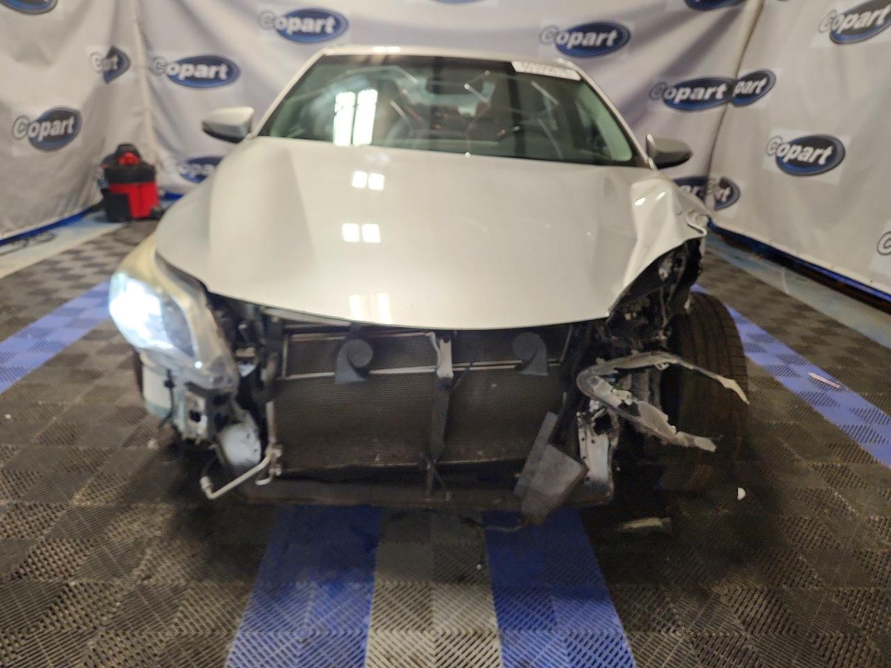 2013 Toyota Avalon Hybrid Limited Silver vin: 4T1BD1EB1DU004632