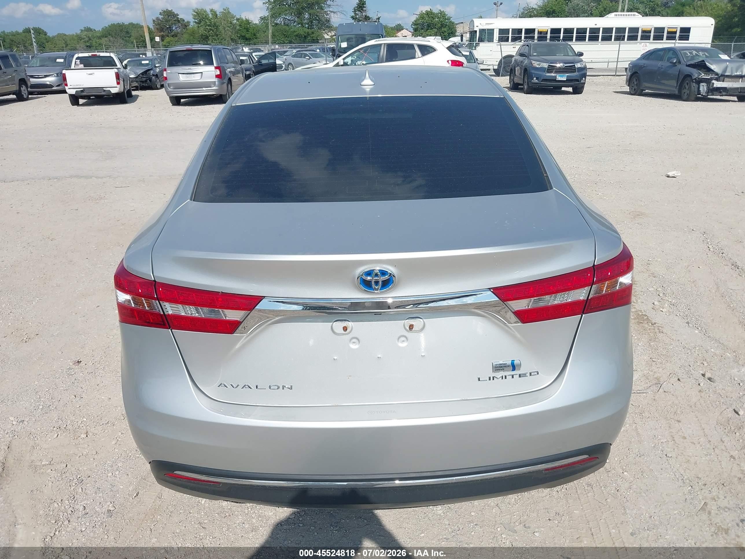 2014 Toyota Avalon Hybrid Limited Silver vin: 4T1BD1EB1EU019701