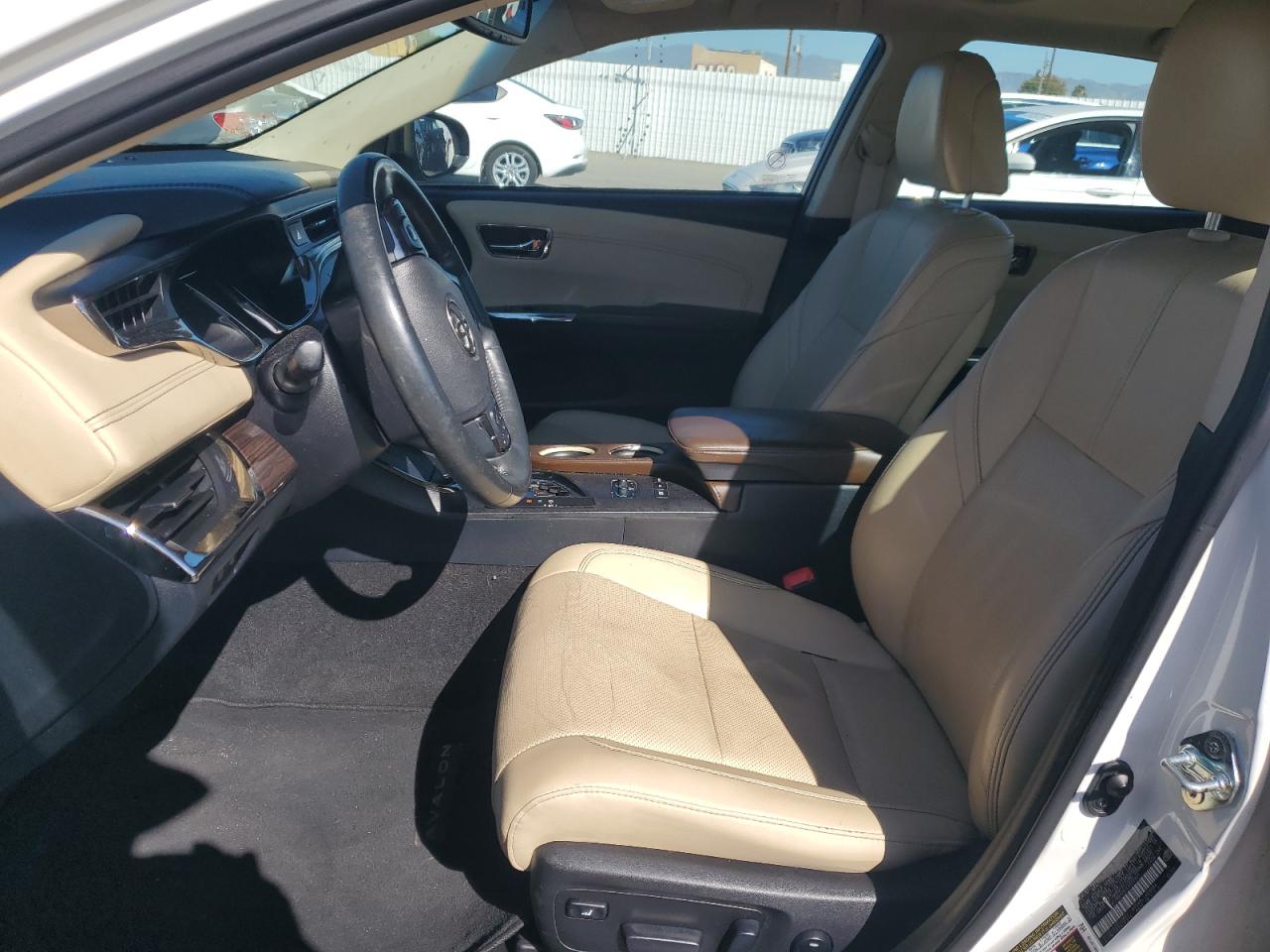 2014 Toyota Avalon Hybrid White vin: 4T1BD1EB1EU025921