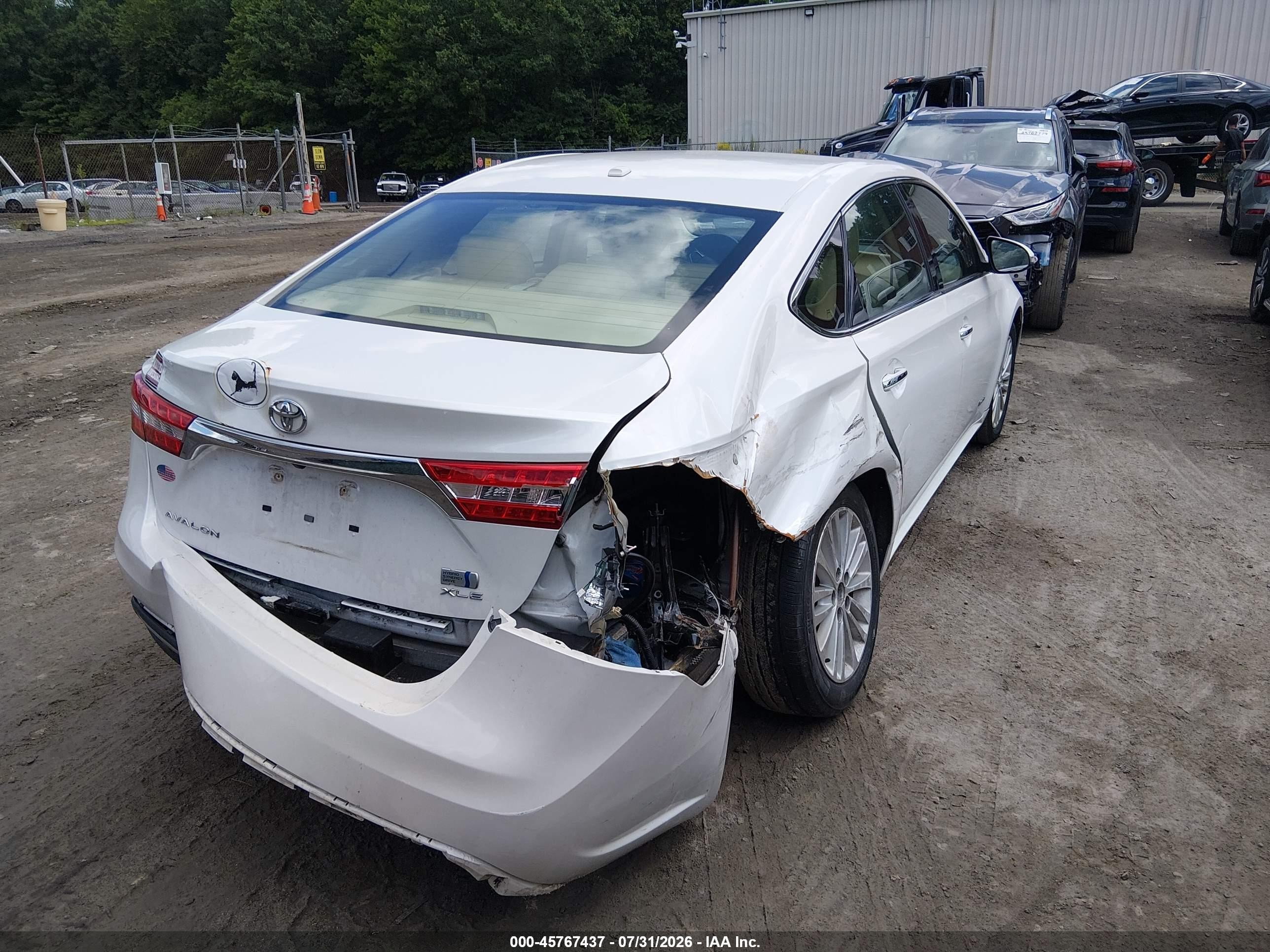2015 Toyota Avalon Hybrid Xle Touring Белый vin: 4T1BD1EB1FU040680
