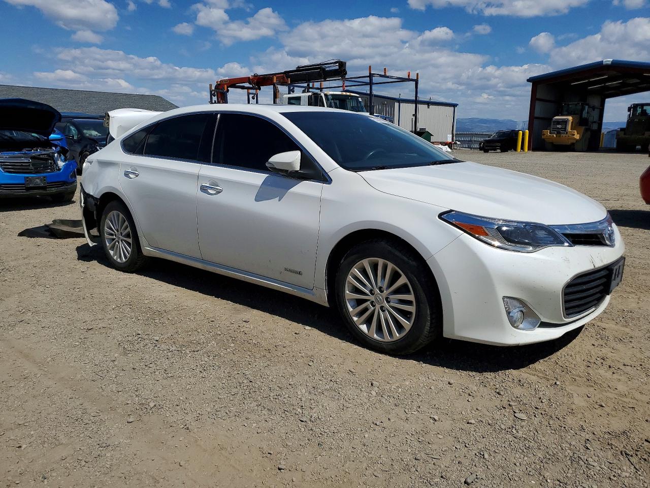 2015 Toyota Avalon Hybrid White vin: 4T1BD1EB1FU043255