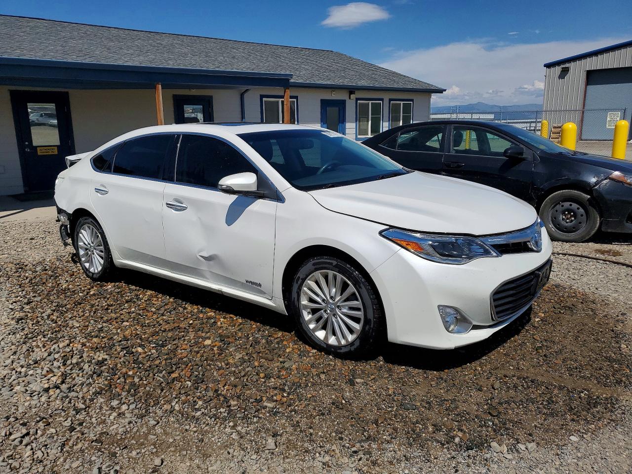 2015 Toyota Avalon Hybrid Limited White vin: 4T1BD1EB1FU043255