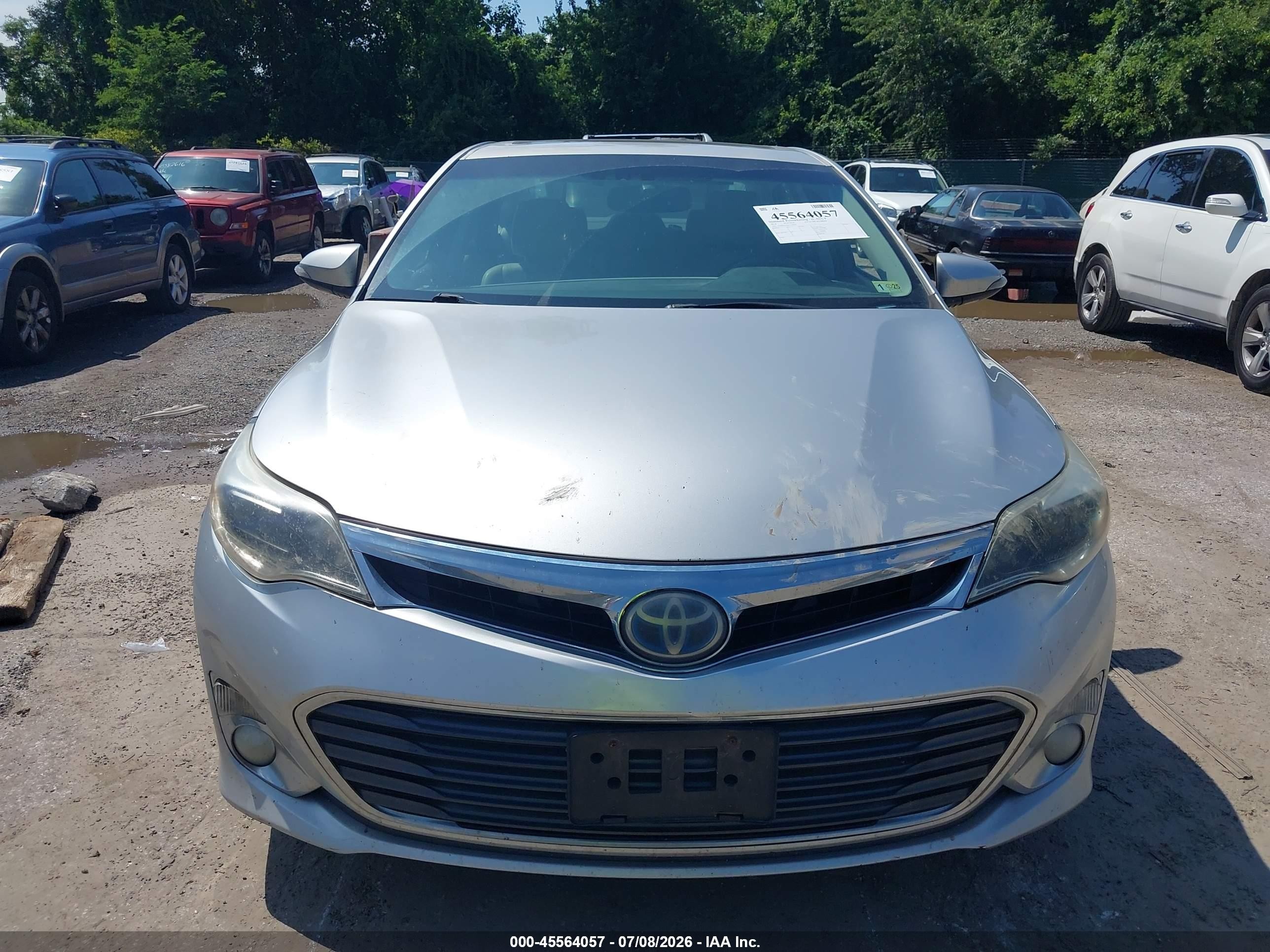 2014 Toyota Avalon Hybrid Limited Silver vin: 4T1BD1EB2EU030030