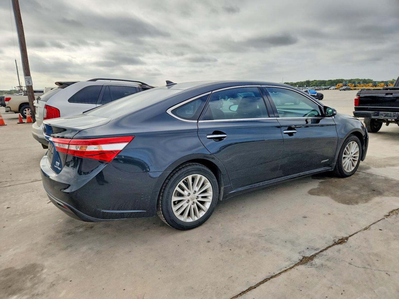 2015 Toyota Avalon Hybrid Limited Blue vin: 4T1BD1EB2FU039036